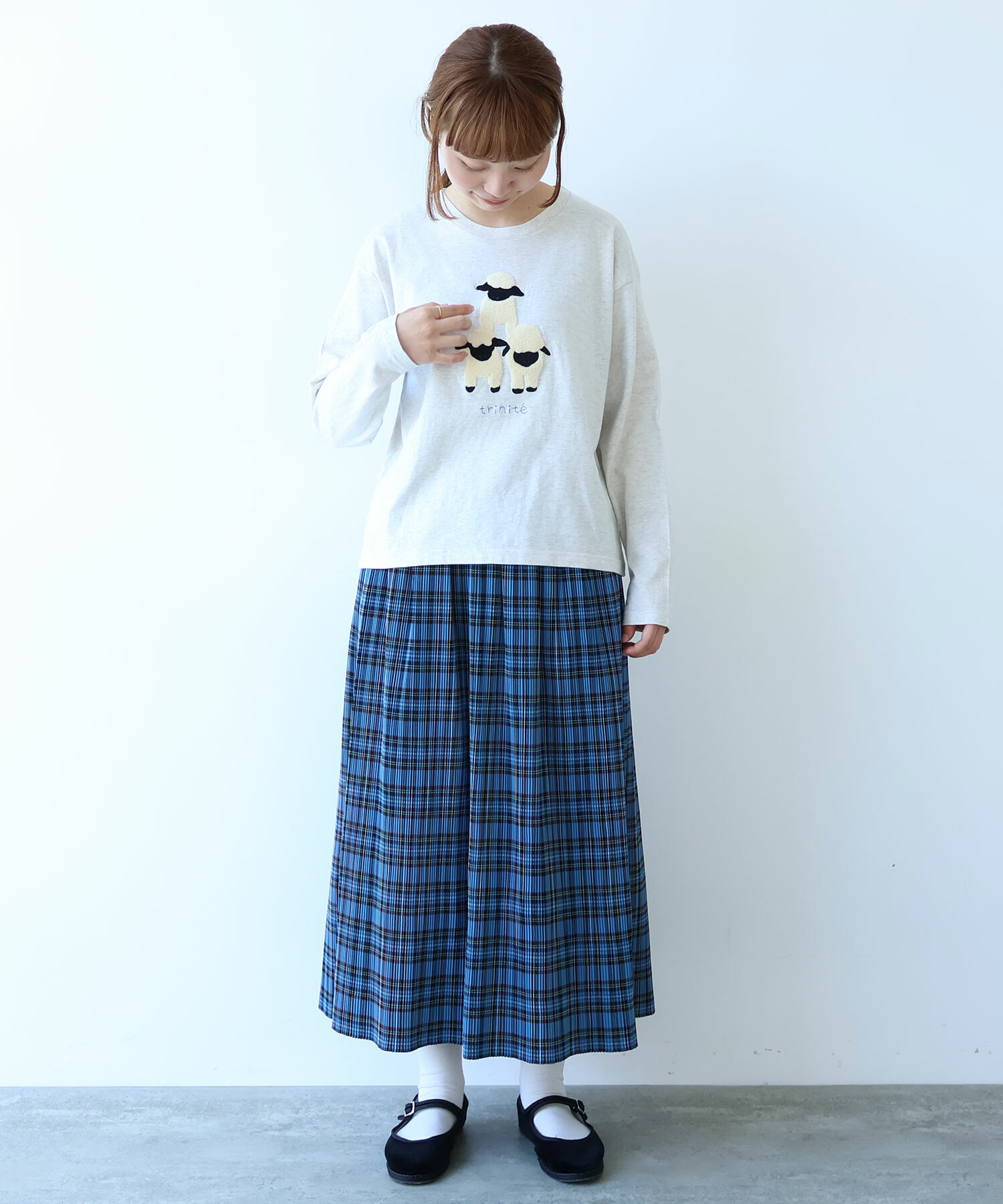 AMBIDEX Store ○ ひつじ刺繍 Tシャツ(F オートミール): bulle