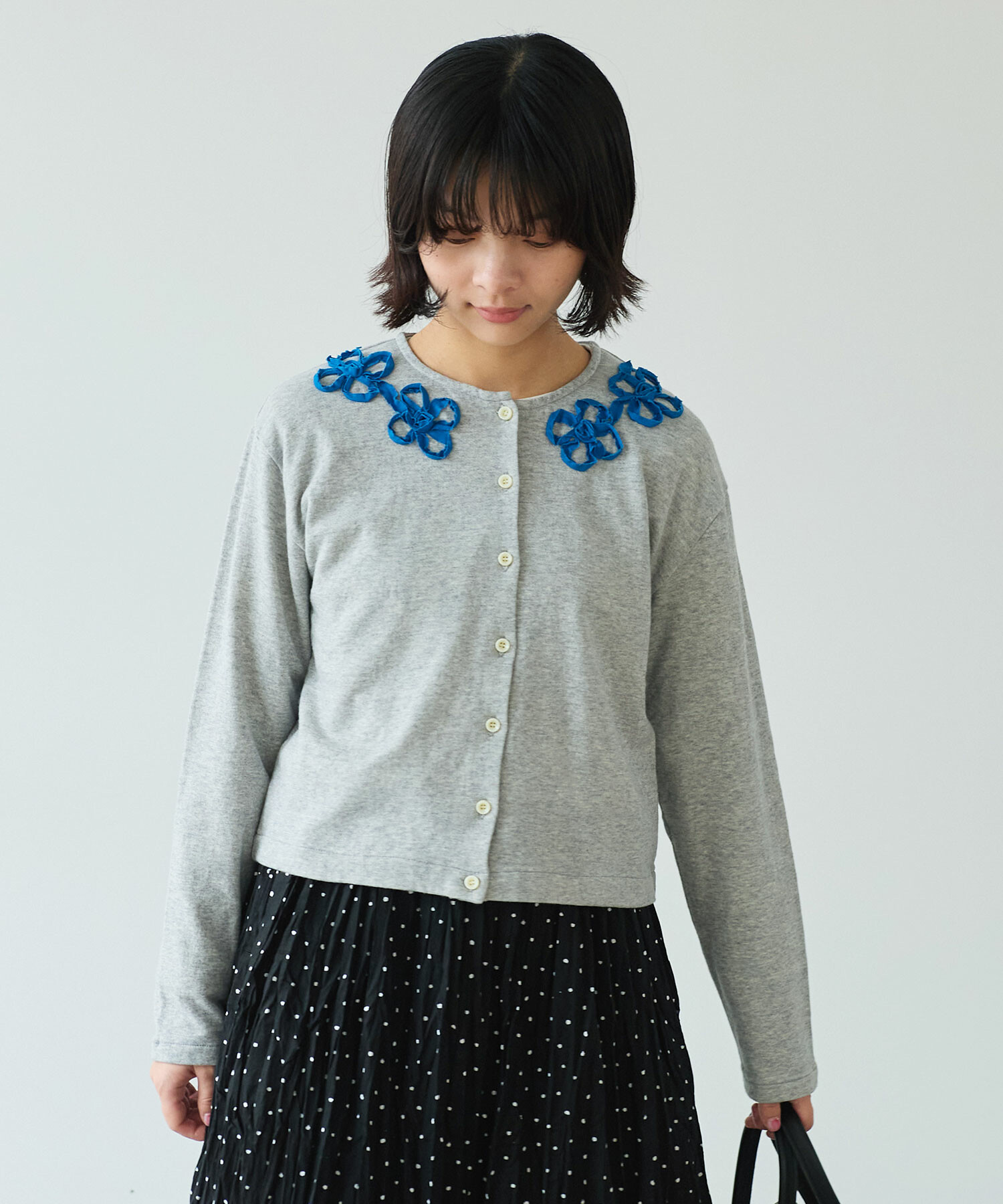 AMBIDEX Store △〇 くるくるはなテープ刺繍 カーディガン(F グレー