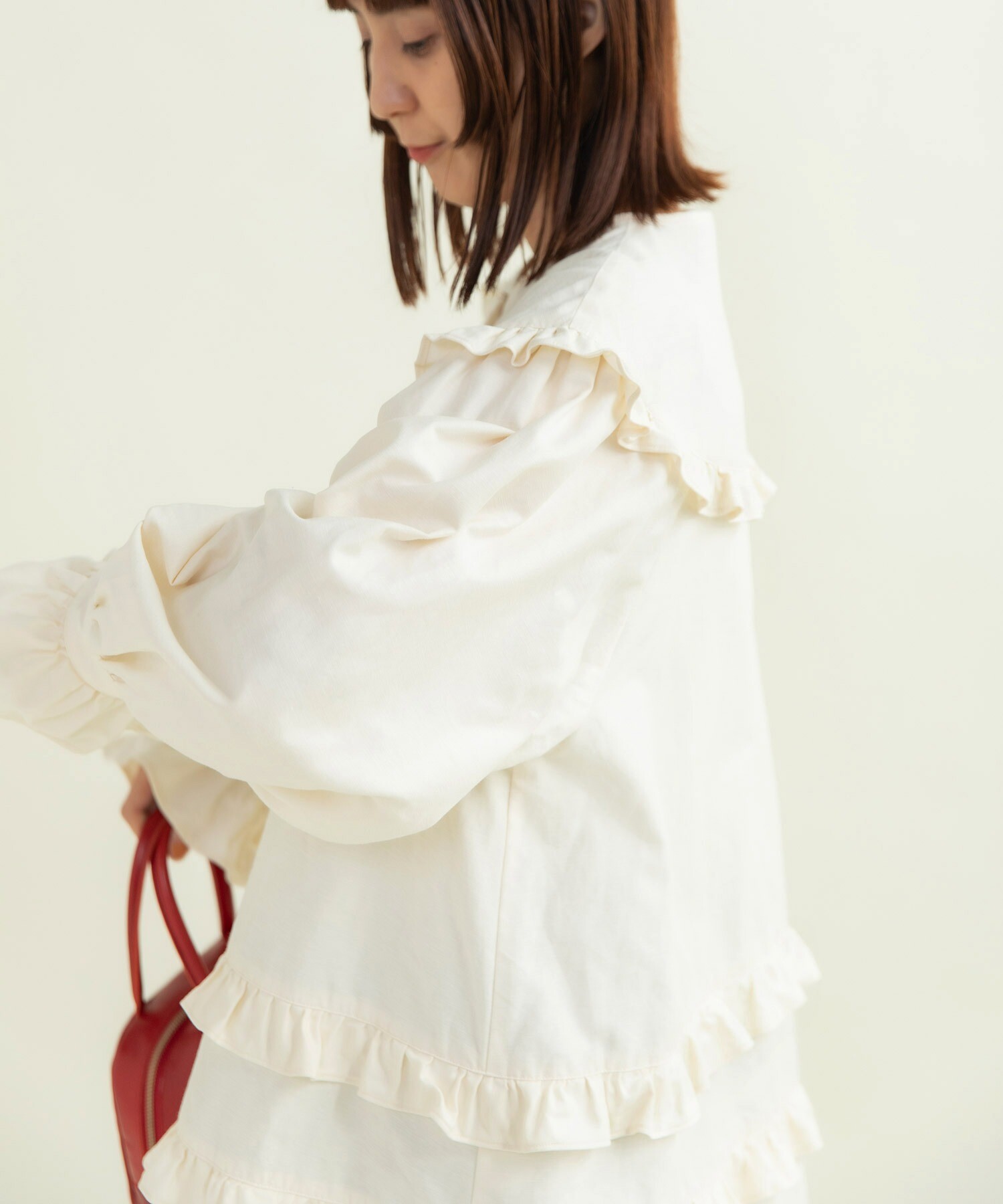 AMBIDEX Store ○ライトバックサテン フリルティアードブラウス(F