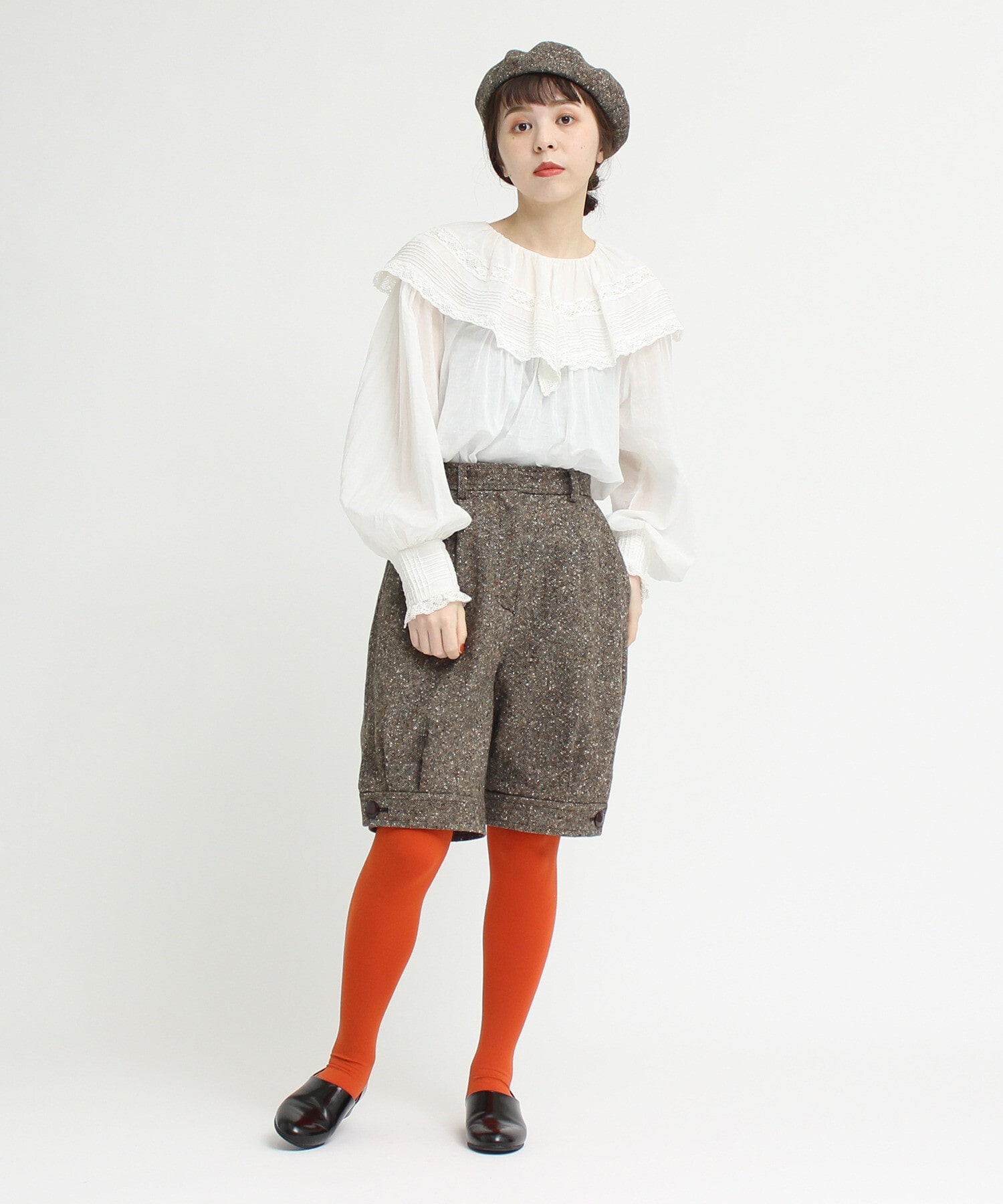モデル 161cm size36 ※クロが正しい形になります。