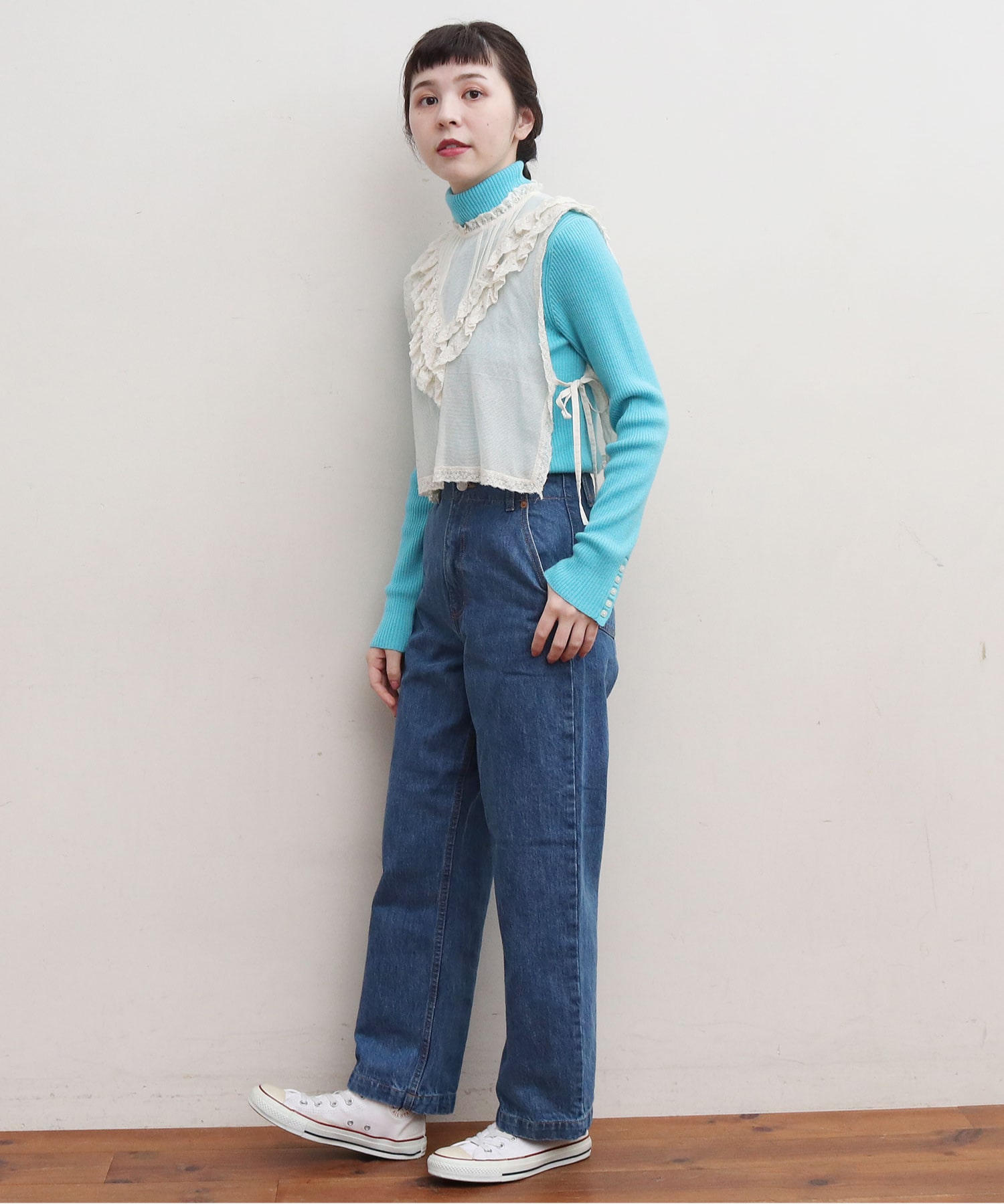 モデル 161cm size:SS
