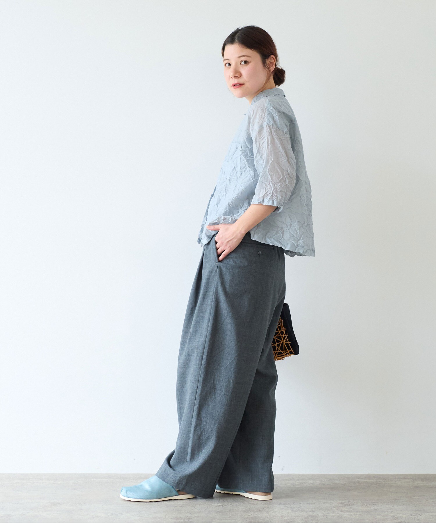 ユニ　yuni リネン 麻 ジャケット ボタン Aライン ゆったり ナチュラル yuni（ユニ ）の「コットン/リネン オックス haoriジャケット
