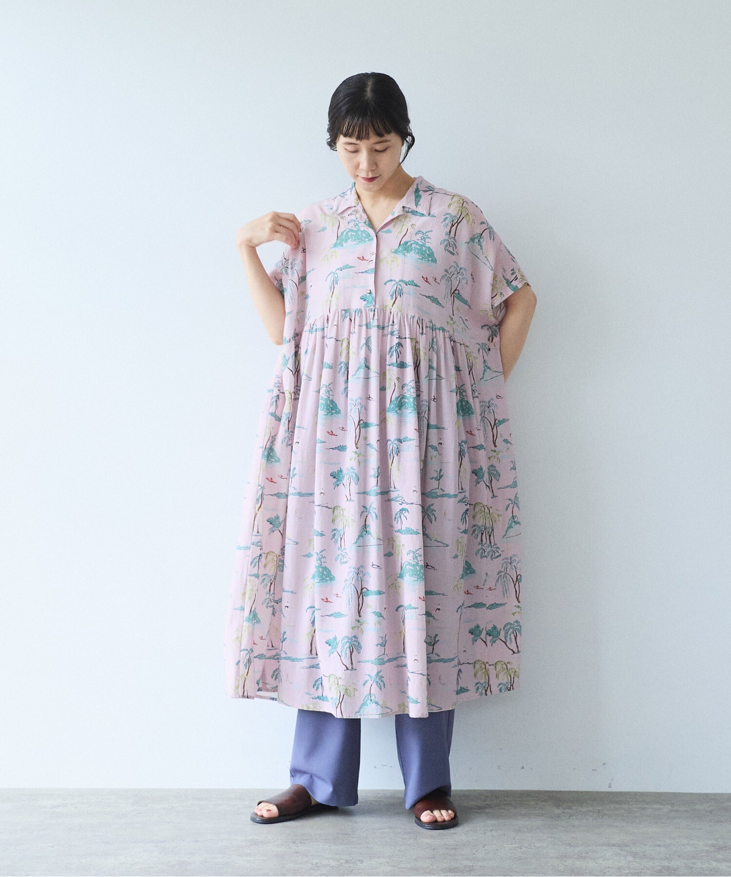 AMBIDEX Store Island print tiered open collar ワンピース(F ピンク