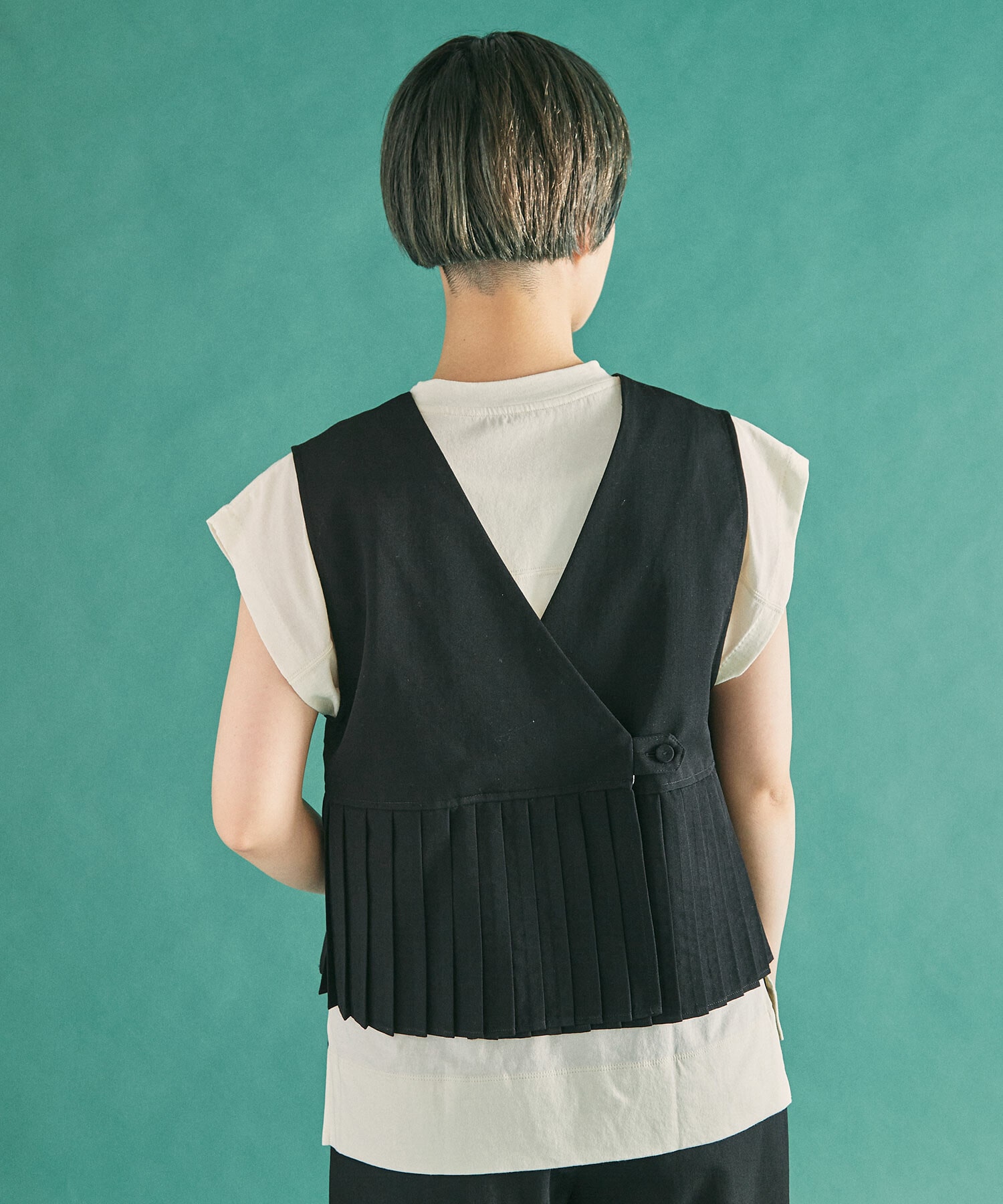 AMBIDEX Store △○ウールギャバ PLEATS GILET(F BLACK): FLAT-cic-HATENA