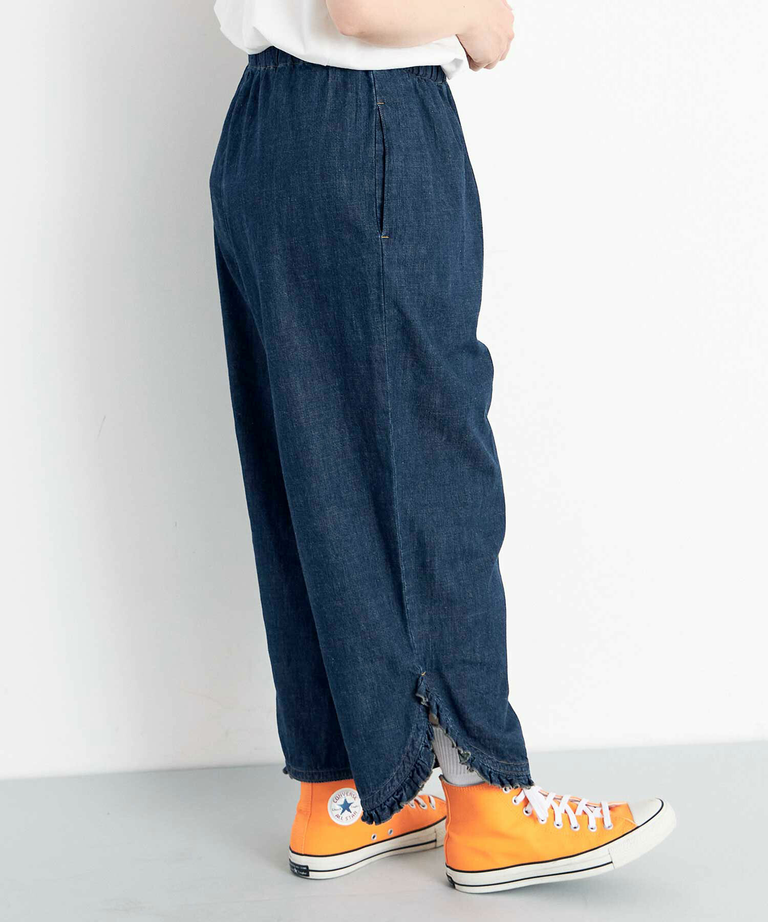 アンドラブ❗️カメリアボタンフリル付きデニムパンツ 3 Lサイズ AMBIDEX Store △○8ozDENIM FRILL パンツ(F INDIGO): FLAT-cic