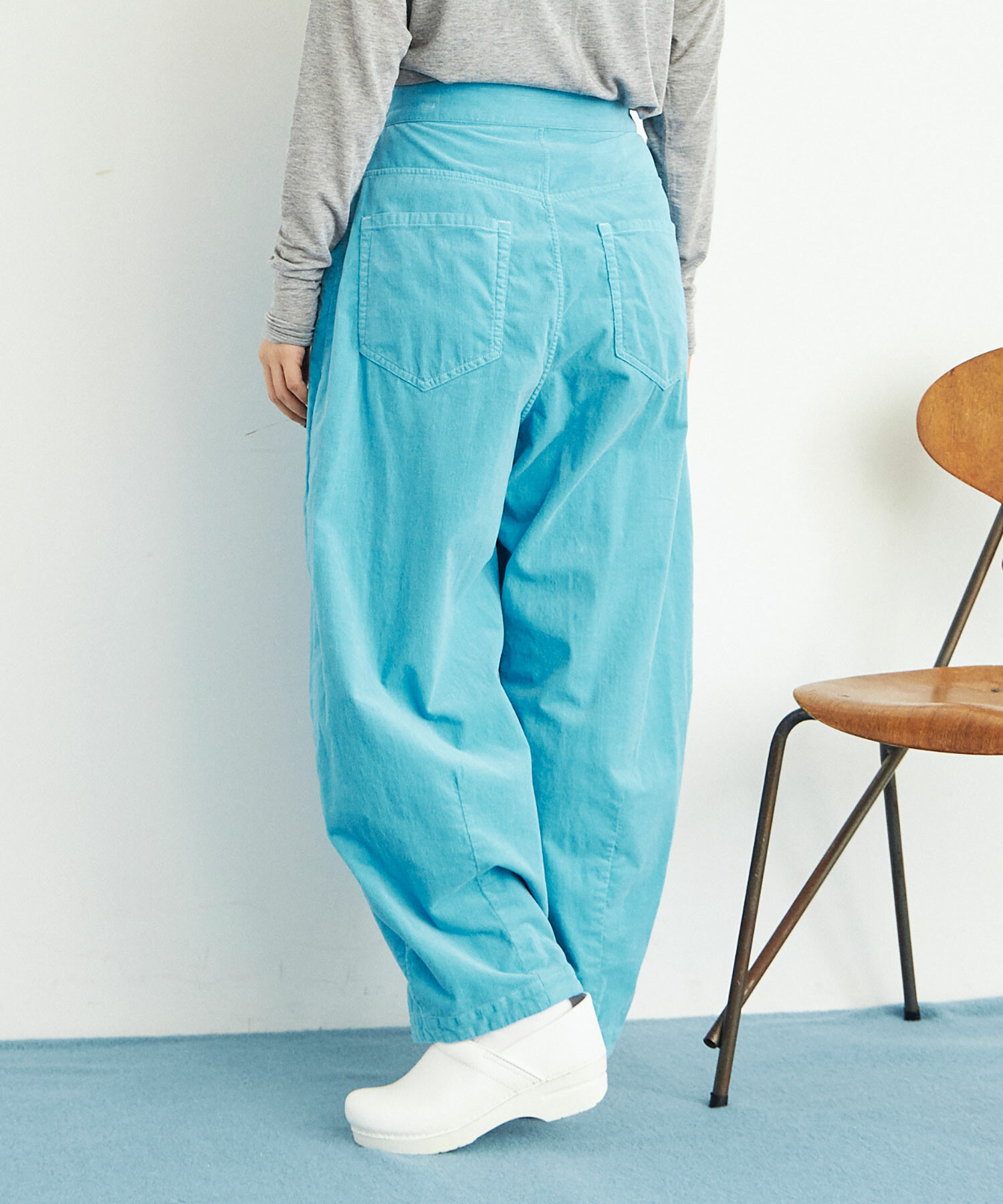 AMBIDEX Store 【予約販売】○スラブ別珍 製品染 CURVE パンツ(F SKY