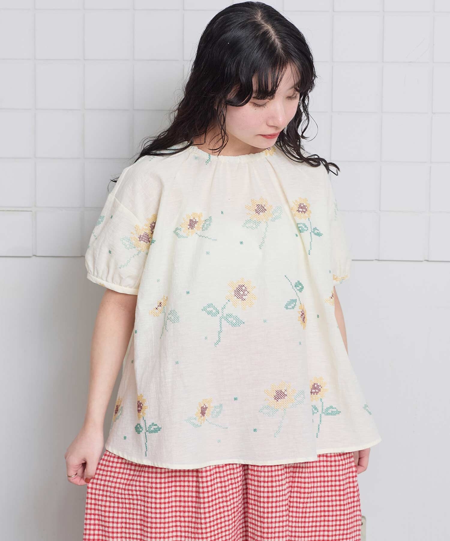 AMBIDEX Store 【予約販売】クロスステッチ ひまわり刺繍ブラウス(F