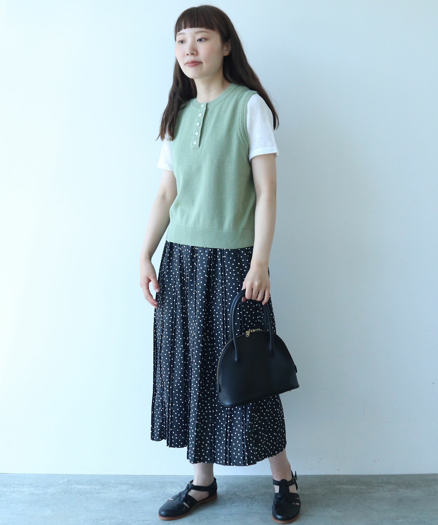 bulle de savon Lace×tulle frill ベスト　ホワイト bulle de savon（ビュルデサボン）の「Lace×tulle frill ベスト