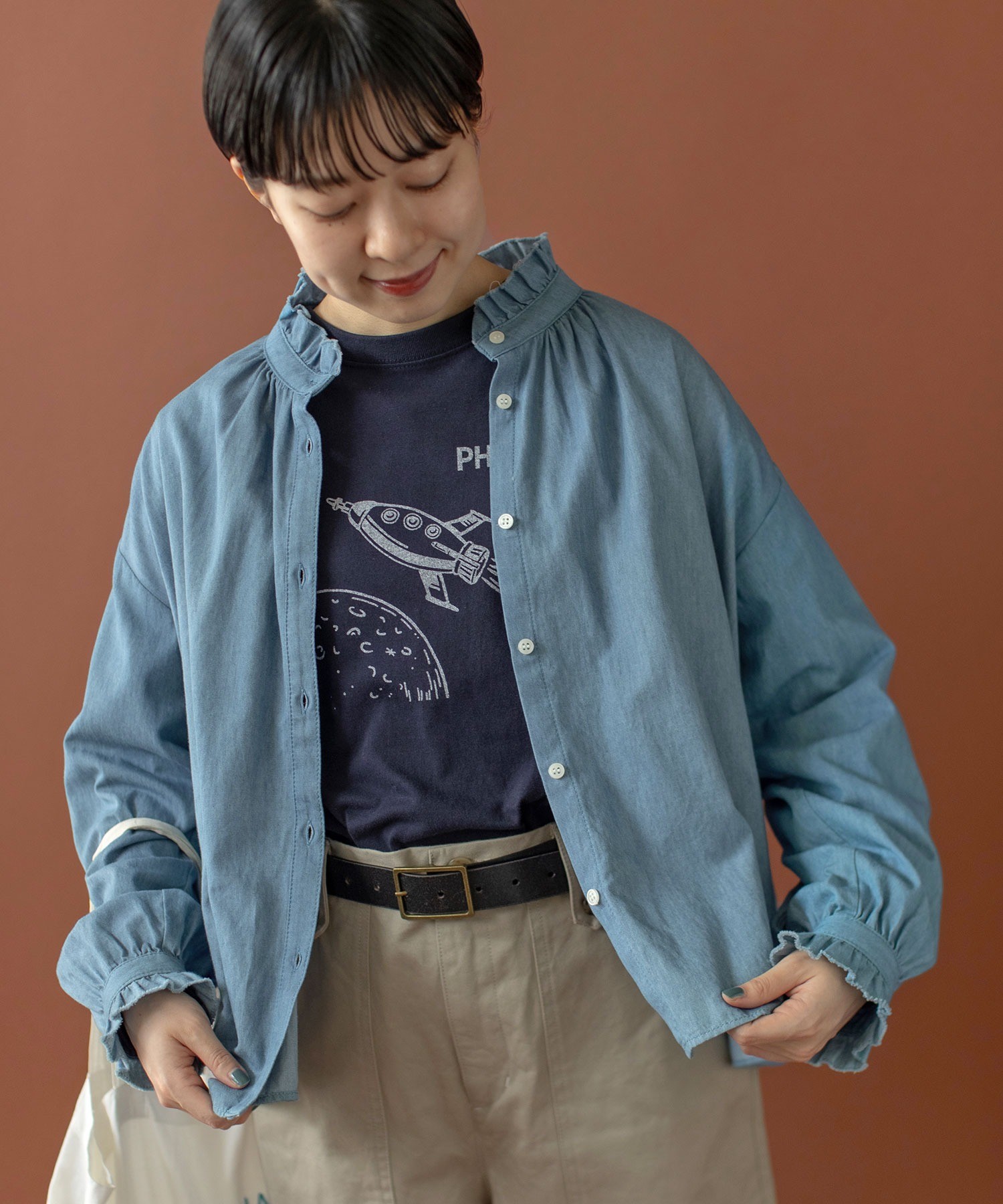 AMBIDEX Store ○ライトオンスデニム スタンドフリルブラウス(F