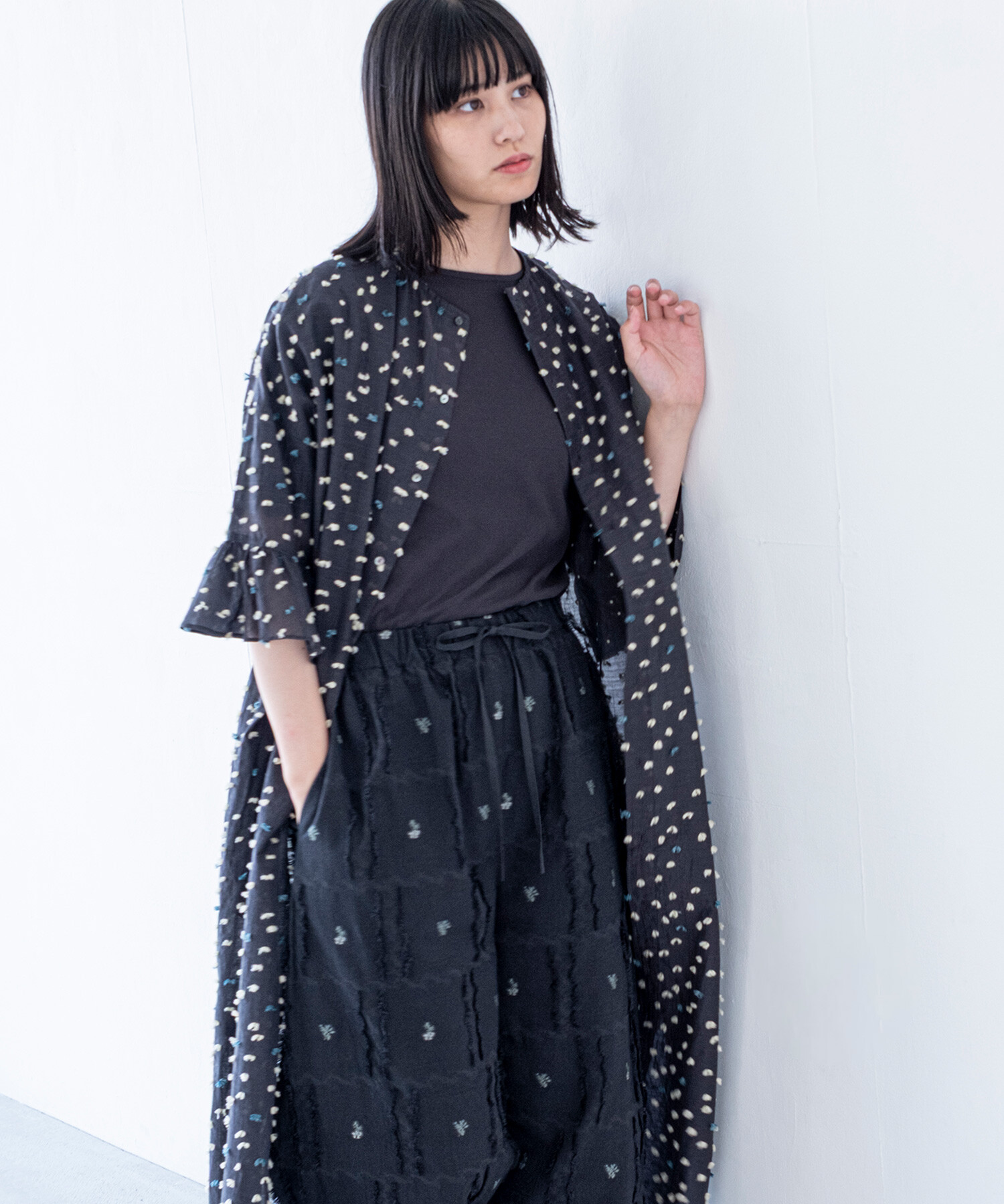 qiri 花吹雪 jacquard frill one-piece チャコール AMBIDEX Store 〇花吹雪' jacquard フリルワンピース(F