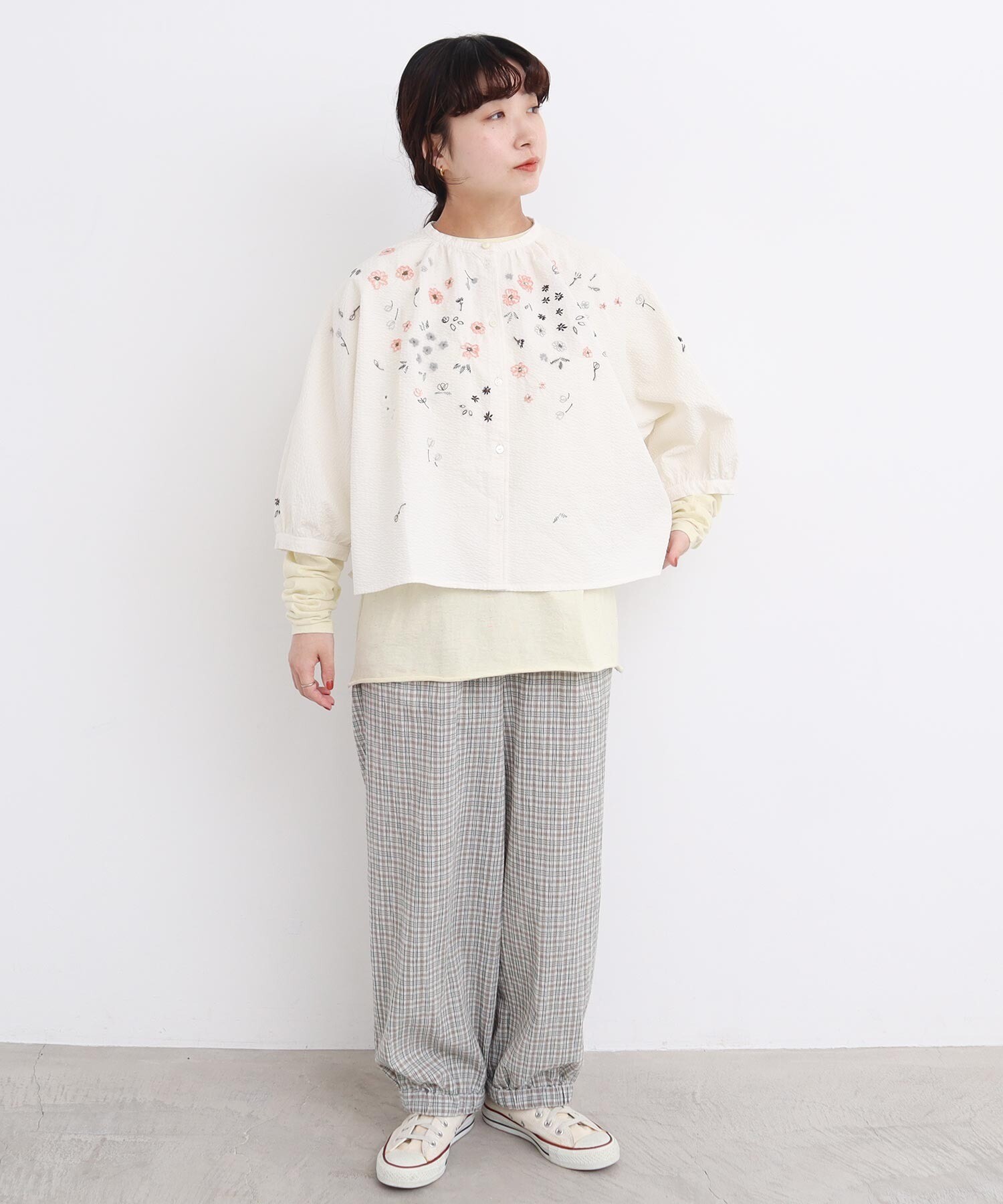 l'atelier du savon レース刺繍 ブラウス ゆったりサイズ 30%OFF】l'atelier du savon アトリエドゥサボン 水辺に咲いた