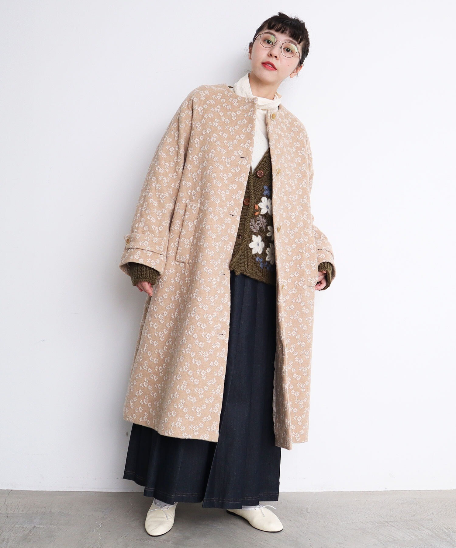 新品サイズ１LOKITHO CORD EMB.COAT ロキトコード刺繍コート肩幅393cm