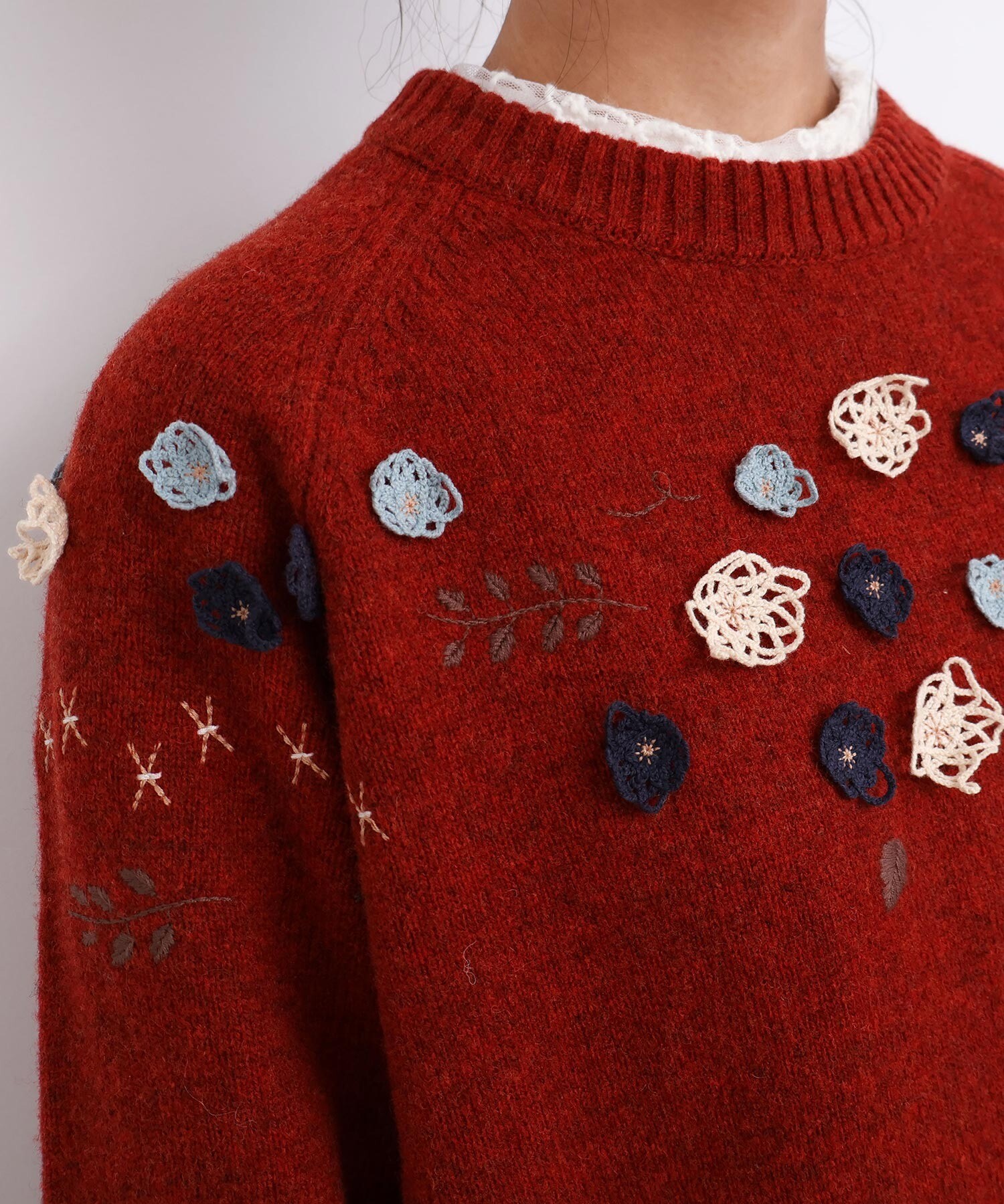 AMBIDEX Store くるくるお花の 求心みたいなニットプルオーバー(F