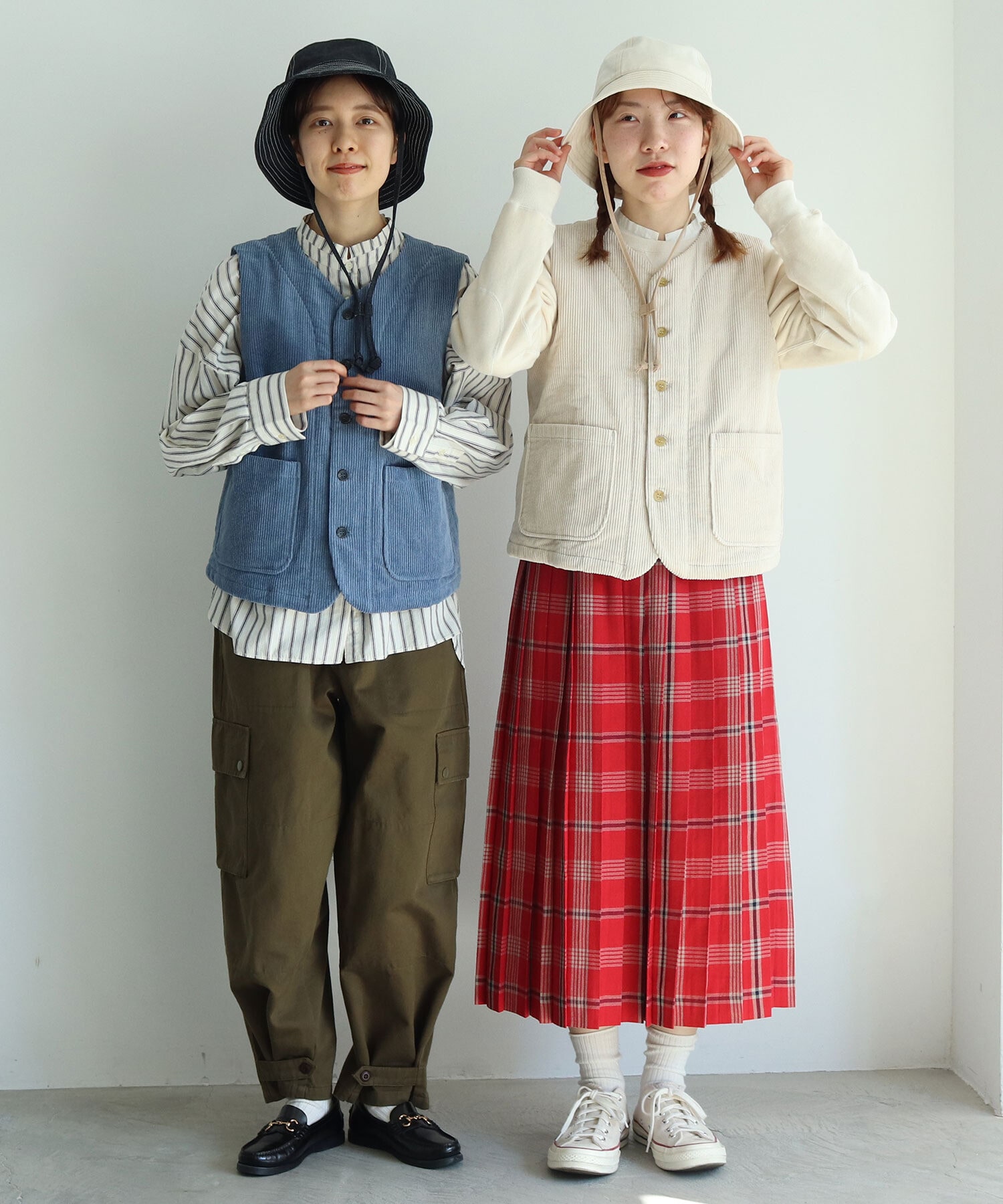 モデル 左:158cm 右:159cm