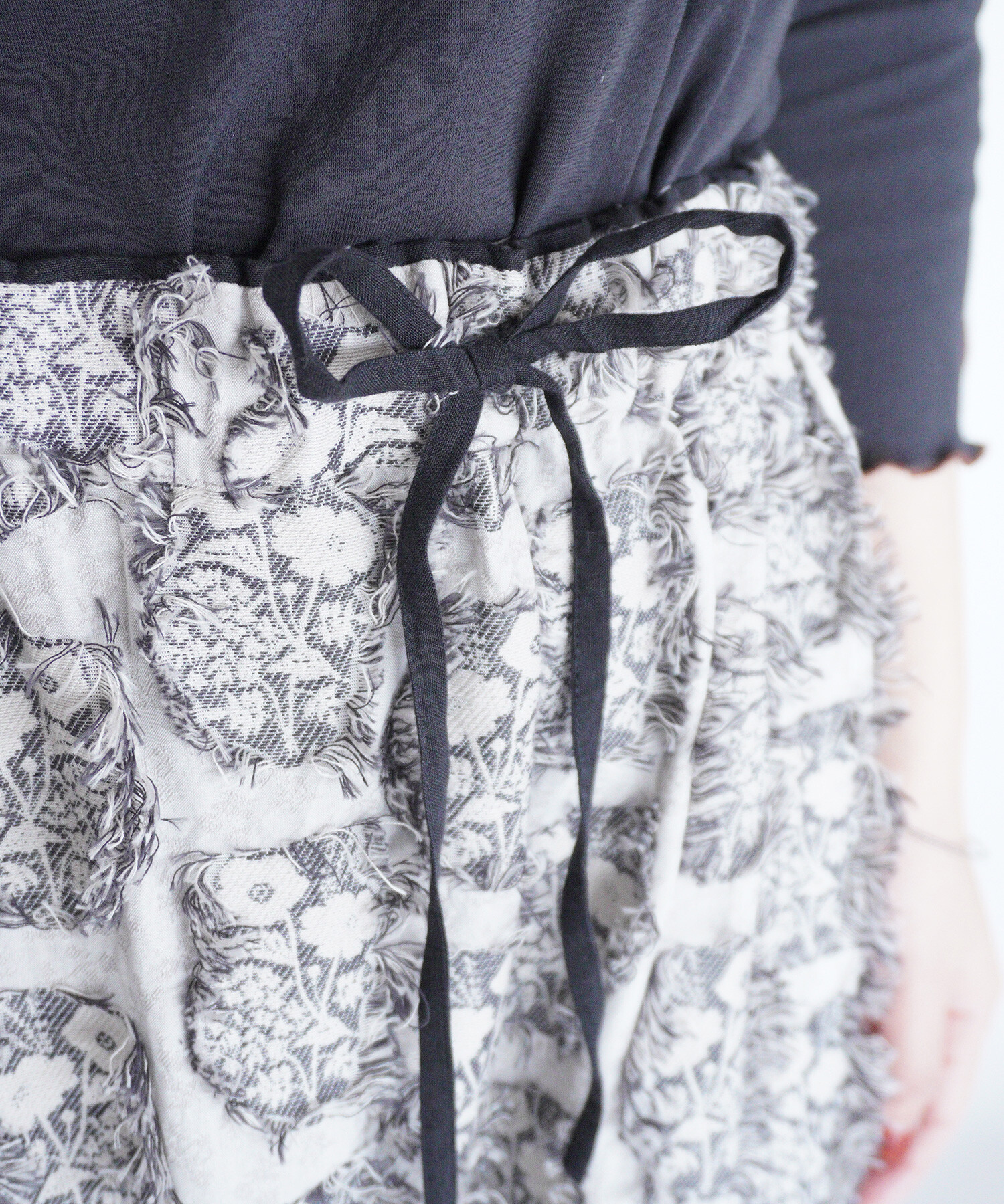 AMBIDEX Store 〇花野風jacquard ワイドパンツ(F クロ): FLAT-cic-HATENA