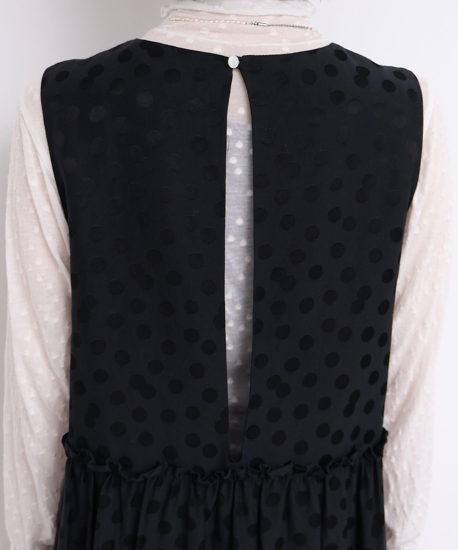 AMBIDEX Store 〇サテンジャガード まばらドットノースリワンピース(F