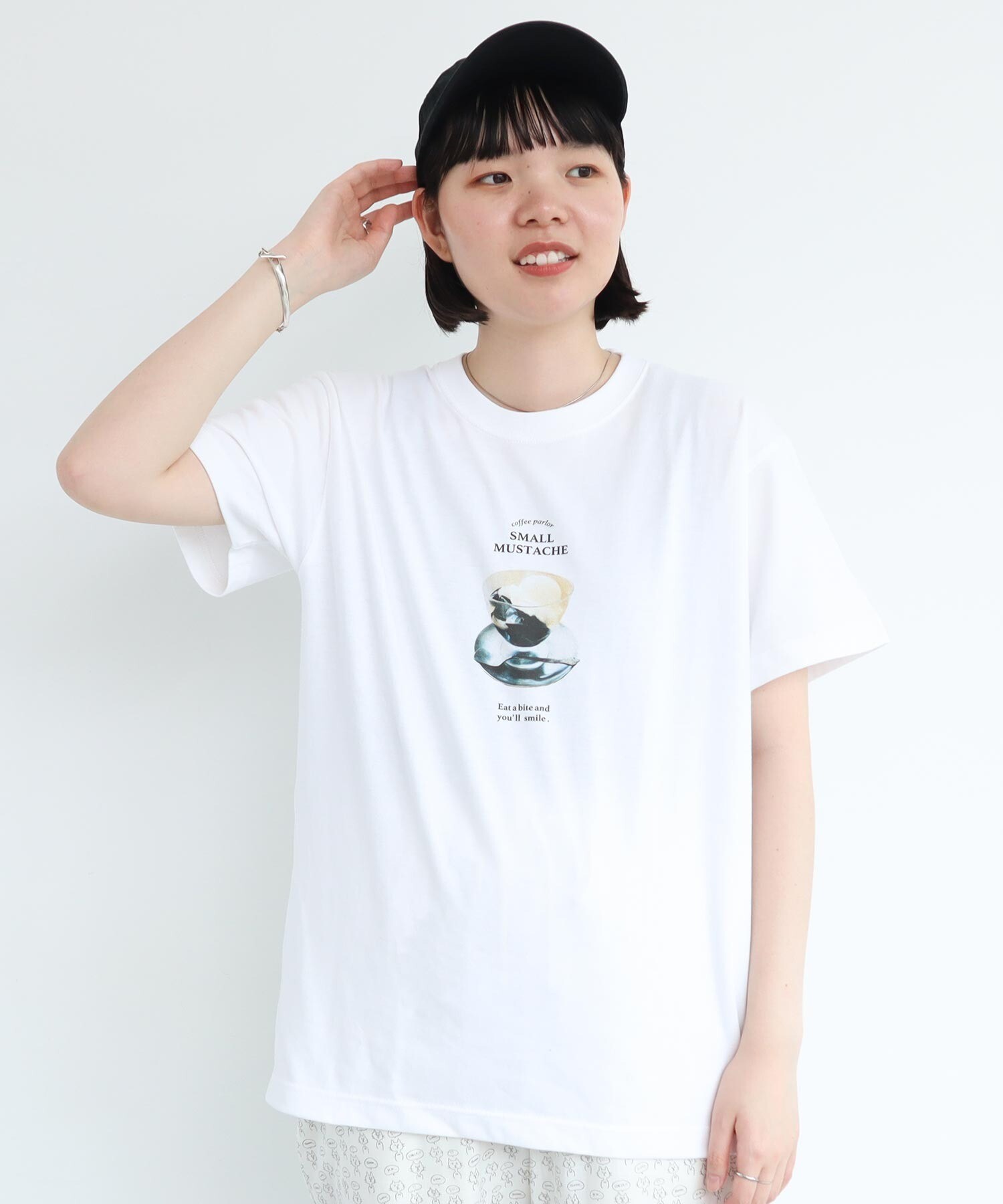 AMBIDEX Store SMALL MUSTACHE プリント半袖Ｔシャツ(F シロ): l'atelier du savon