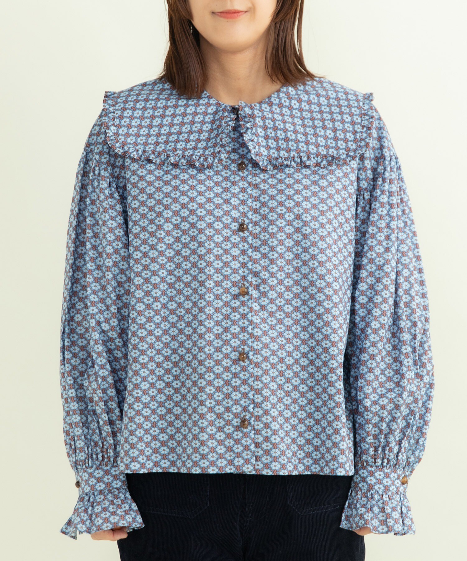 新品未使用 エリー ELLIE タックプリーツBL【NAVY】 新品未使用 エリー ELLIE タックプリーツBL【NAVY】