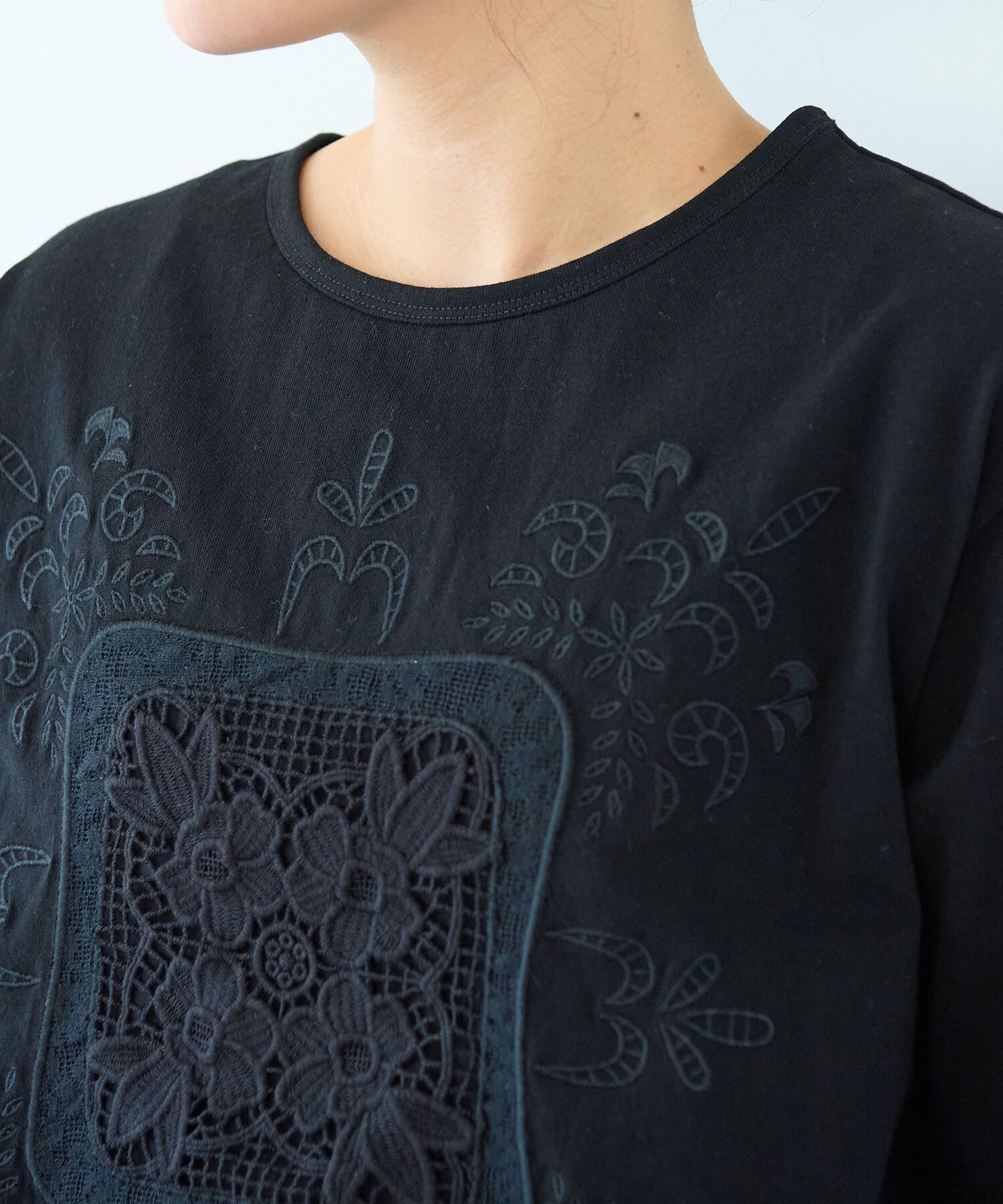 AMBIDEX Store △○コットンレース刺繍Tシャツ(F クロ): yuni