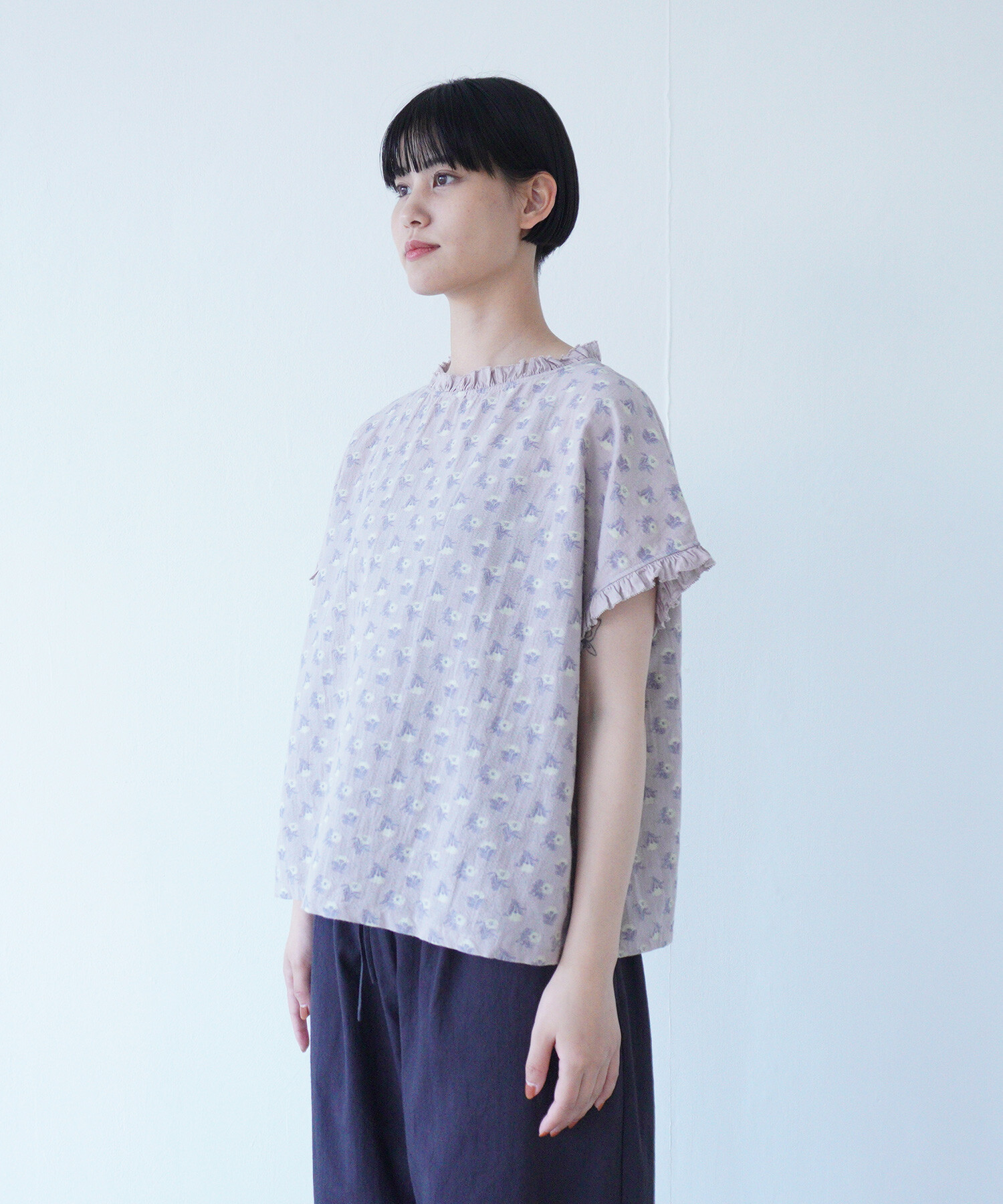 AMBIDEX Store △〇追憶の花 jacquard フリルブラウス(F
