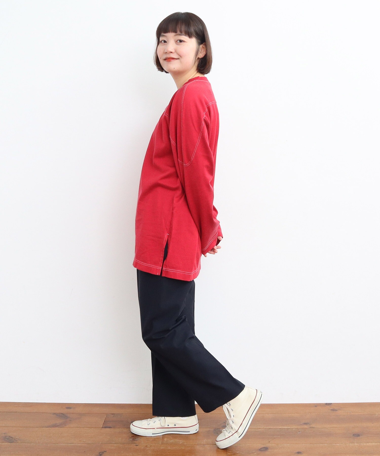 【MUVEIL/ミューベル】カジュアルパンツ　総柄　花柄　ストレート　個性的 4c889a62d30c7506550aabb3d4bb32