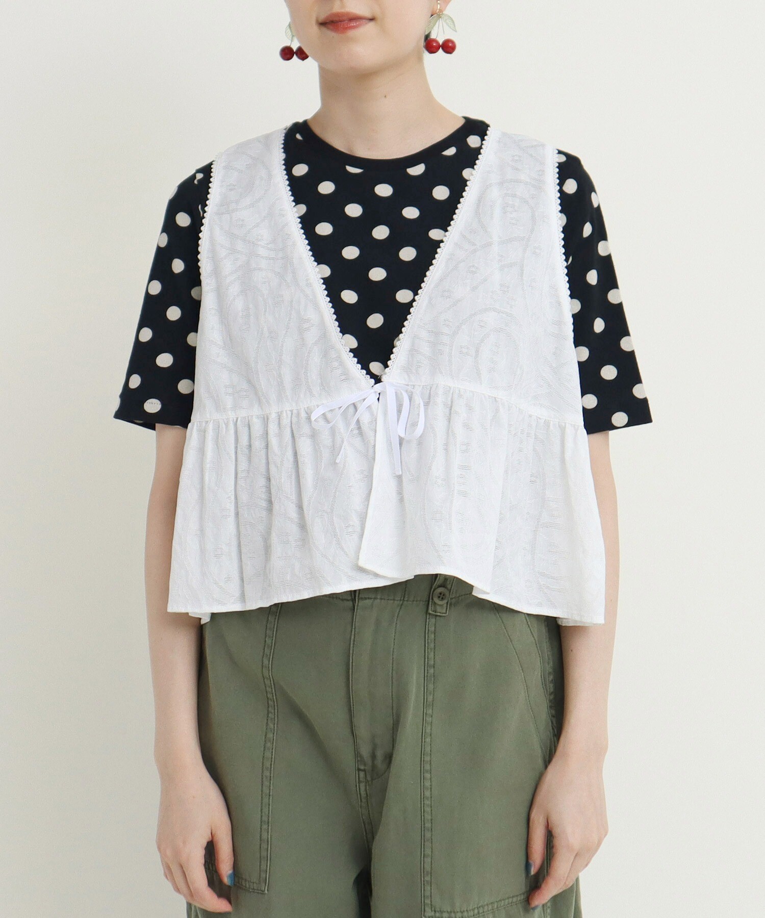 AMBIDEX Store ○○からみジャカード フリルショートベスト(F アカ