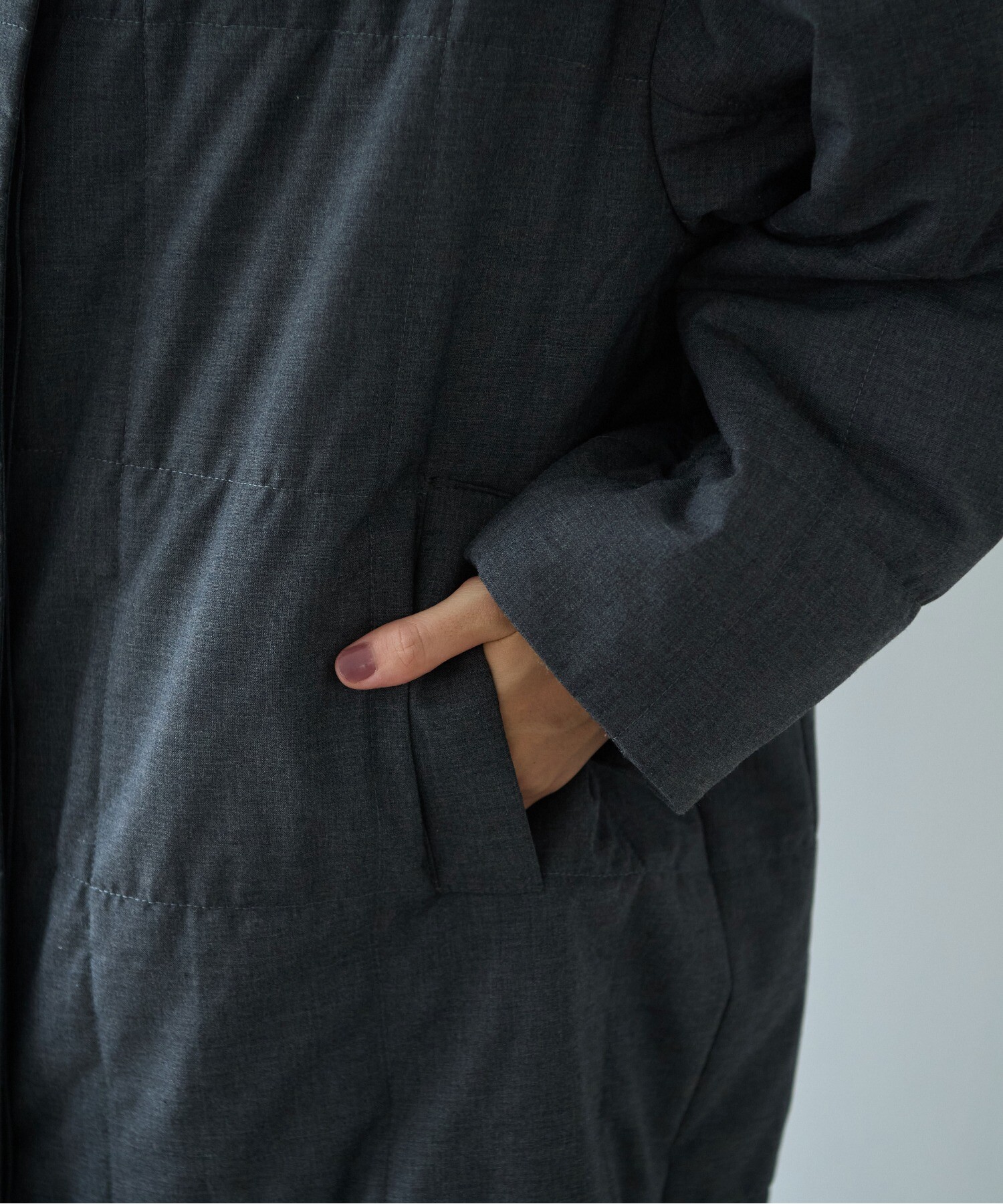 【美品】yuni （ユニ）エボダウンネックウォーマーコート（チャコールグレー） AMBIDEX Store ○evodown bottle neck コート(F チャコールグレー): yuni