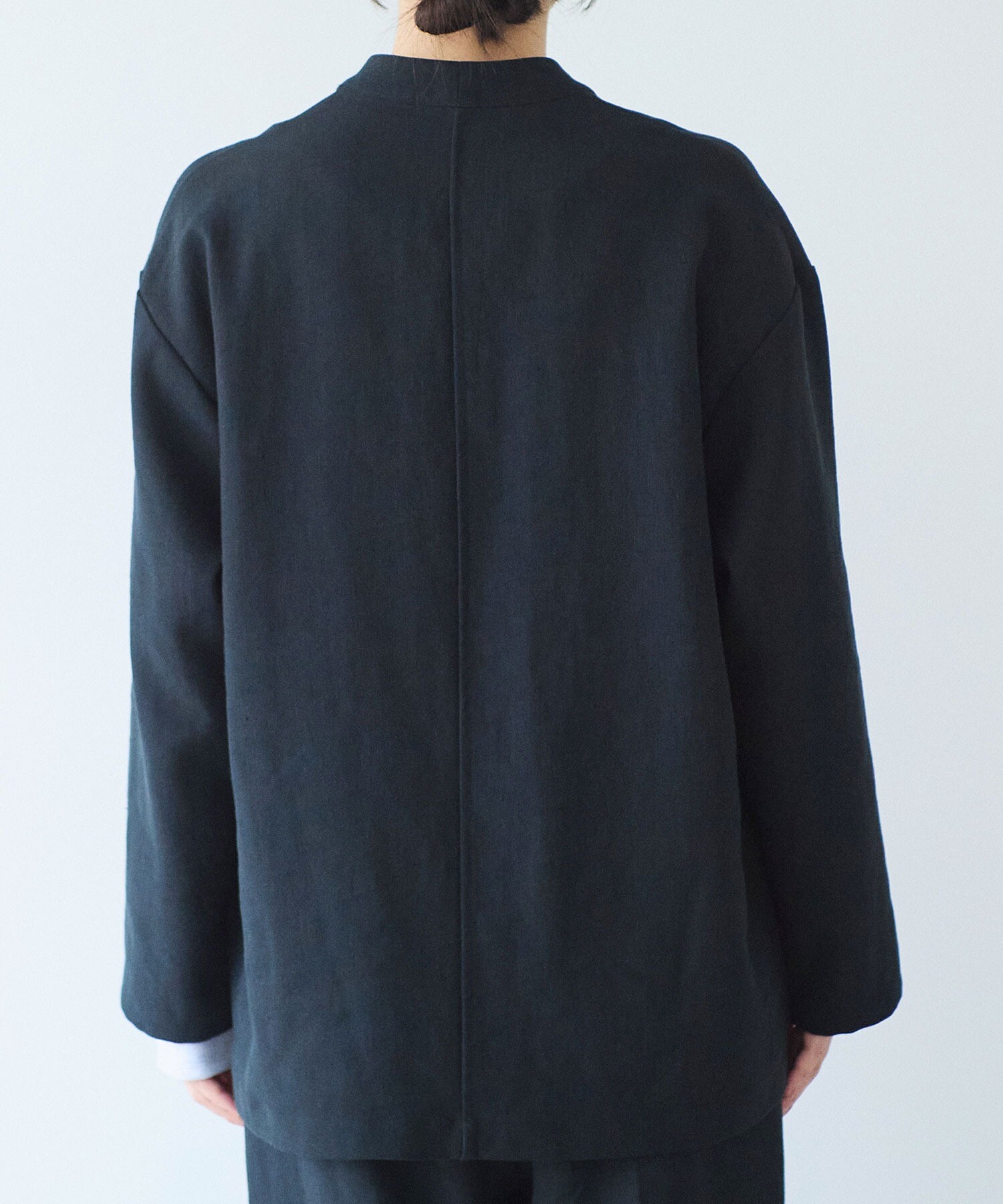 美品 yuni リネン混セミダブルジャケット 黒 AMBIDEX Store Linen/Polyester double cocoon no collar ジャケット(F