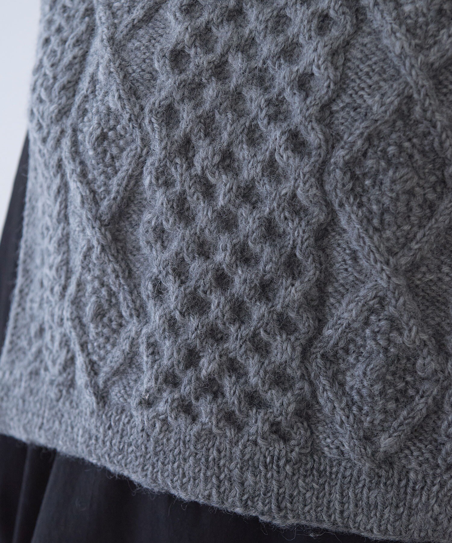 AMBIDEX Store ○ネパールハンドニット ベスト (F シロ): yuni