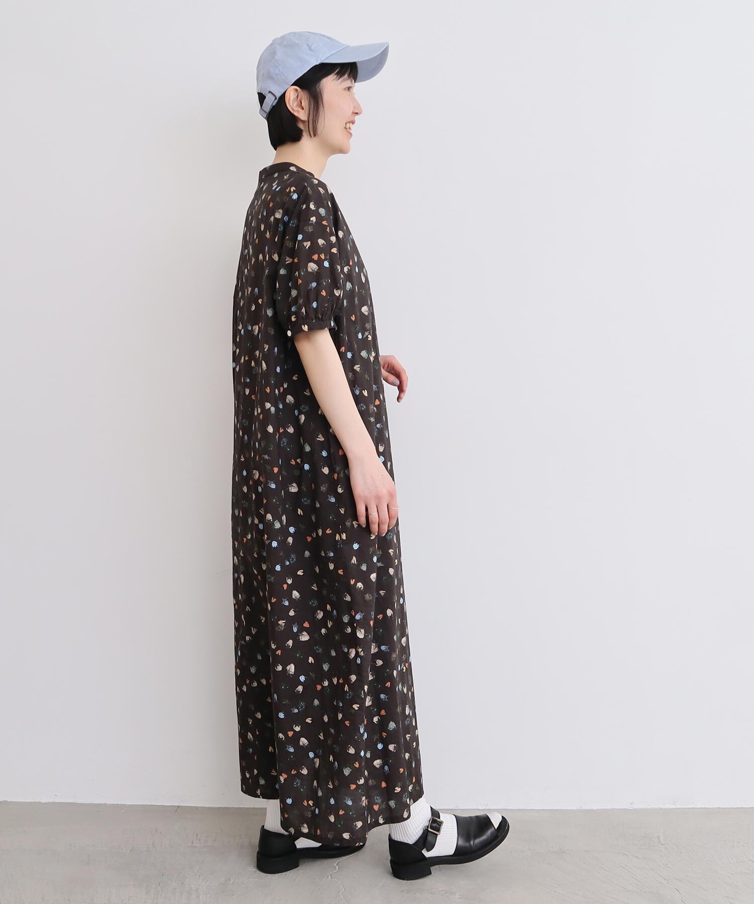 AMBIDEX Store 〇ちぎりいちごプリント スタンドカラー