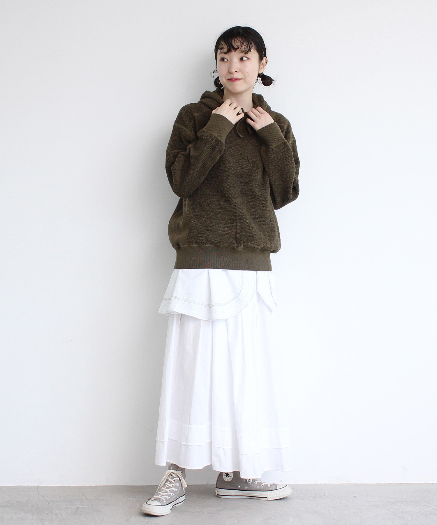 MODEL:164cm