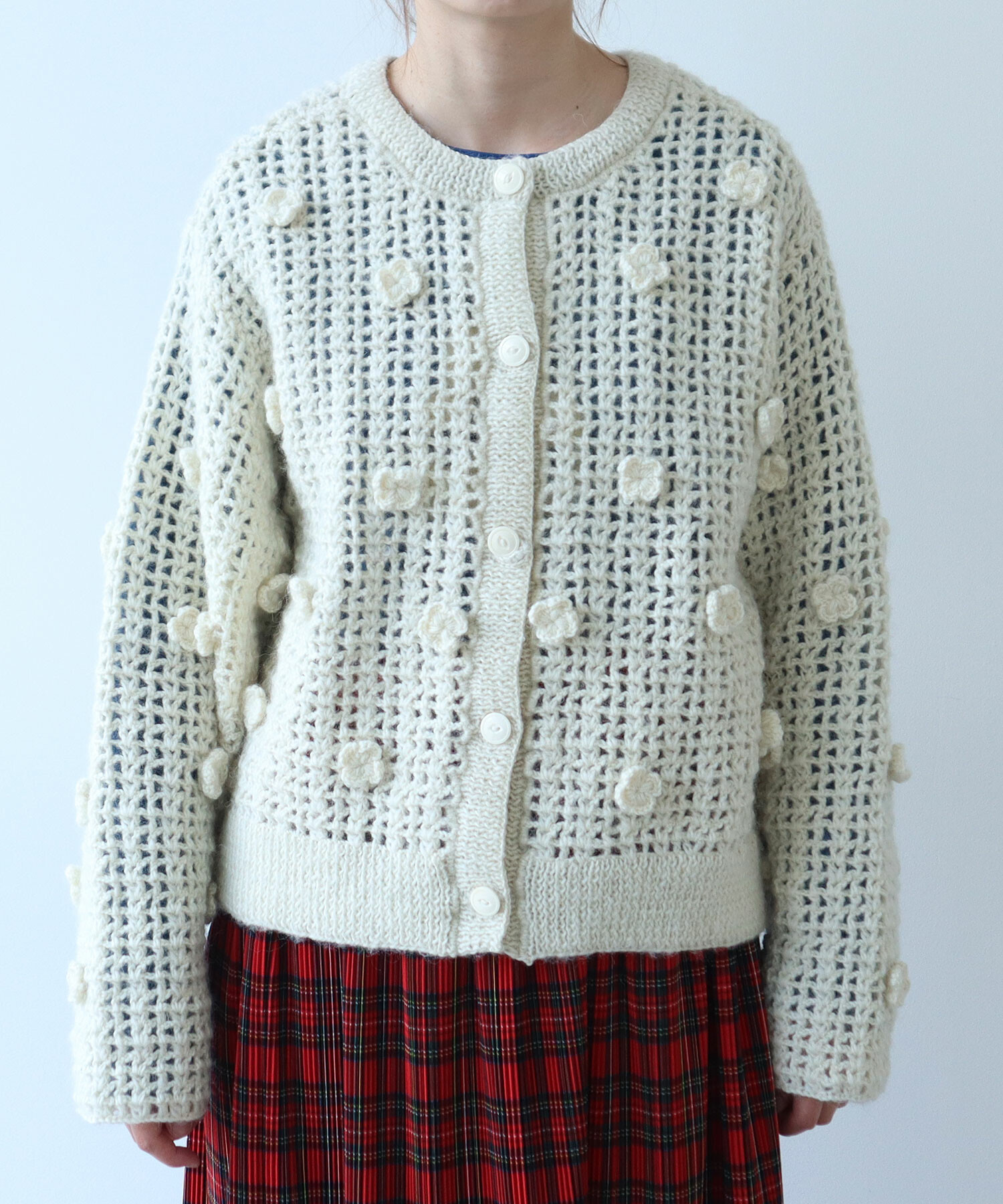 AMBIDEX Store ○ ネパールハンドニット おはなカーディガン(F シロ