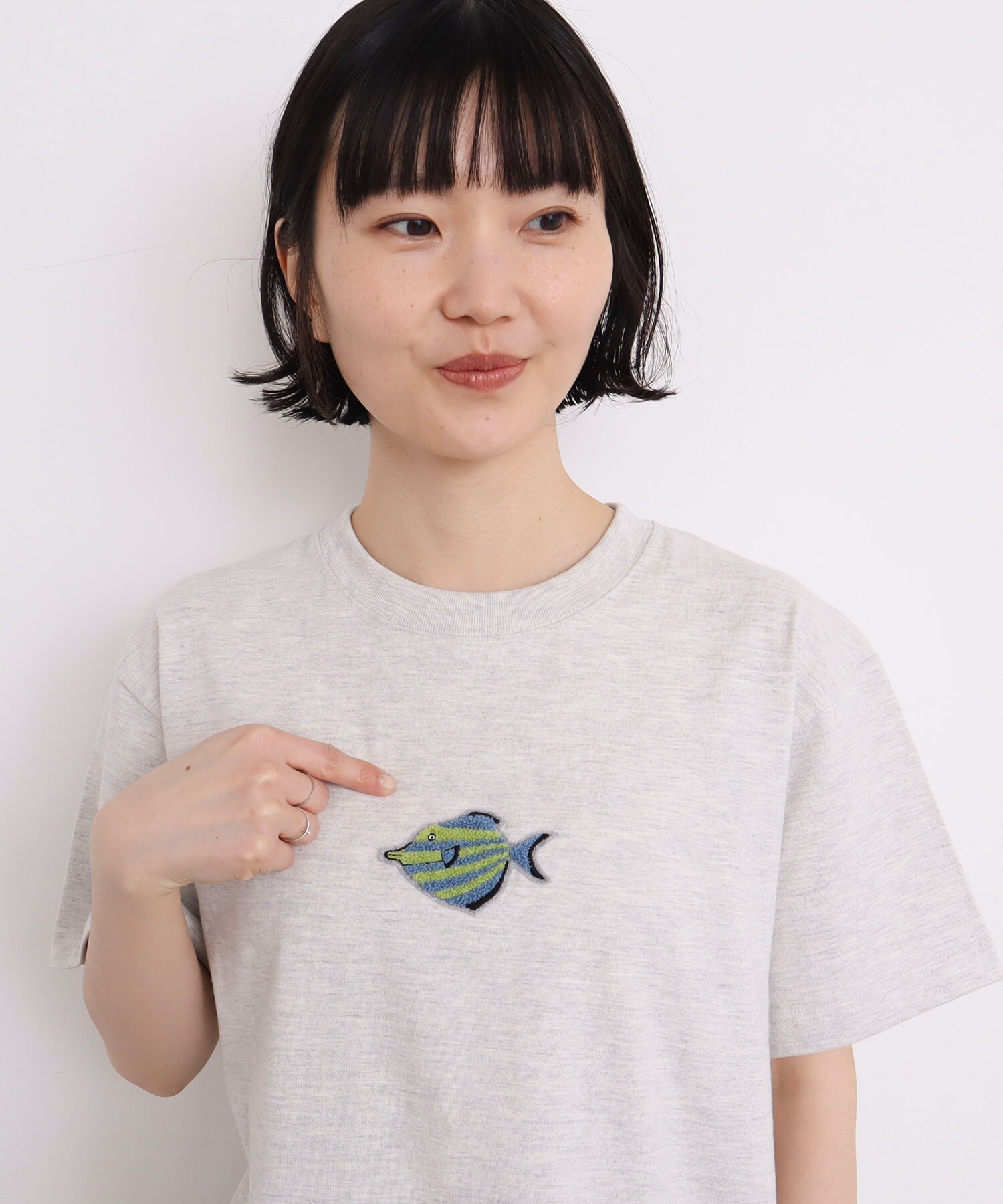 AMBIDEX Store 〇海の生物刺繍 Tシャツ(F シロ): l'atelier du savon