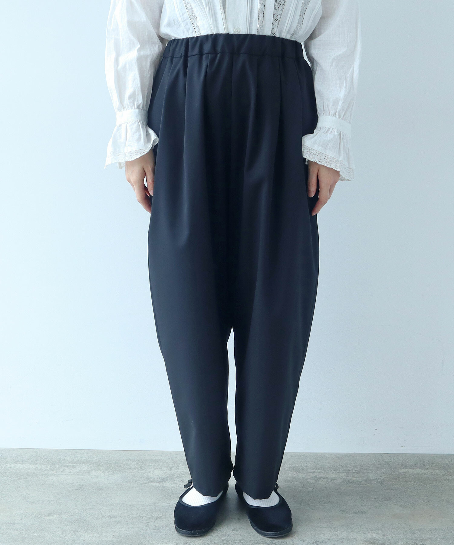 AMBIDEX Store 〇 2 / 80 TWツイル タックパンツ(F クロ): bulle de savon