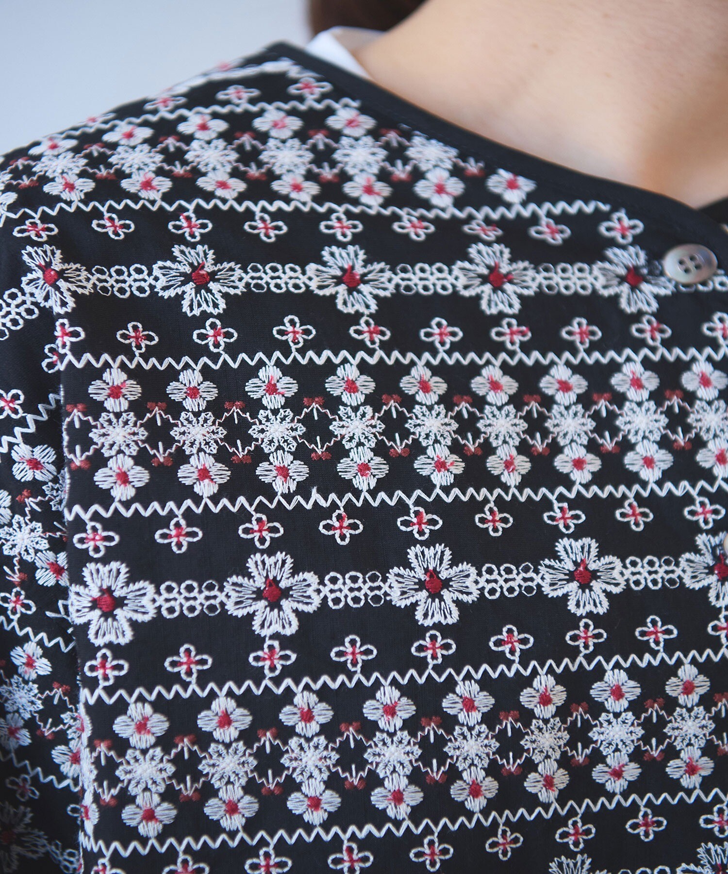 AMBIDEX Store ○○総刺繍haori 2way ブラウス(F マルチ): yuni AMBIDEX Store ○○総刺繍haori 2way ブラウス(F マルチ): yuni