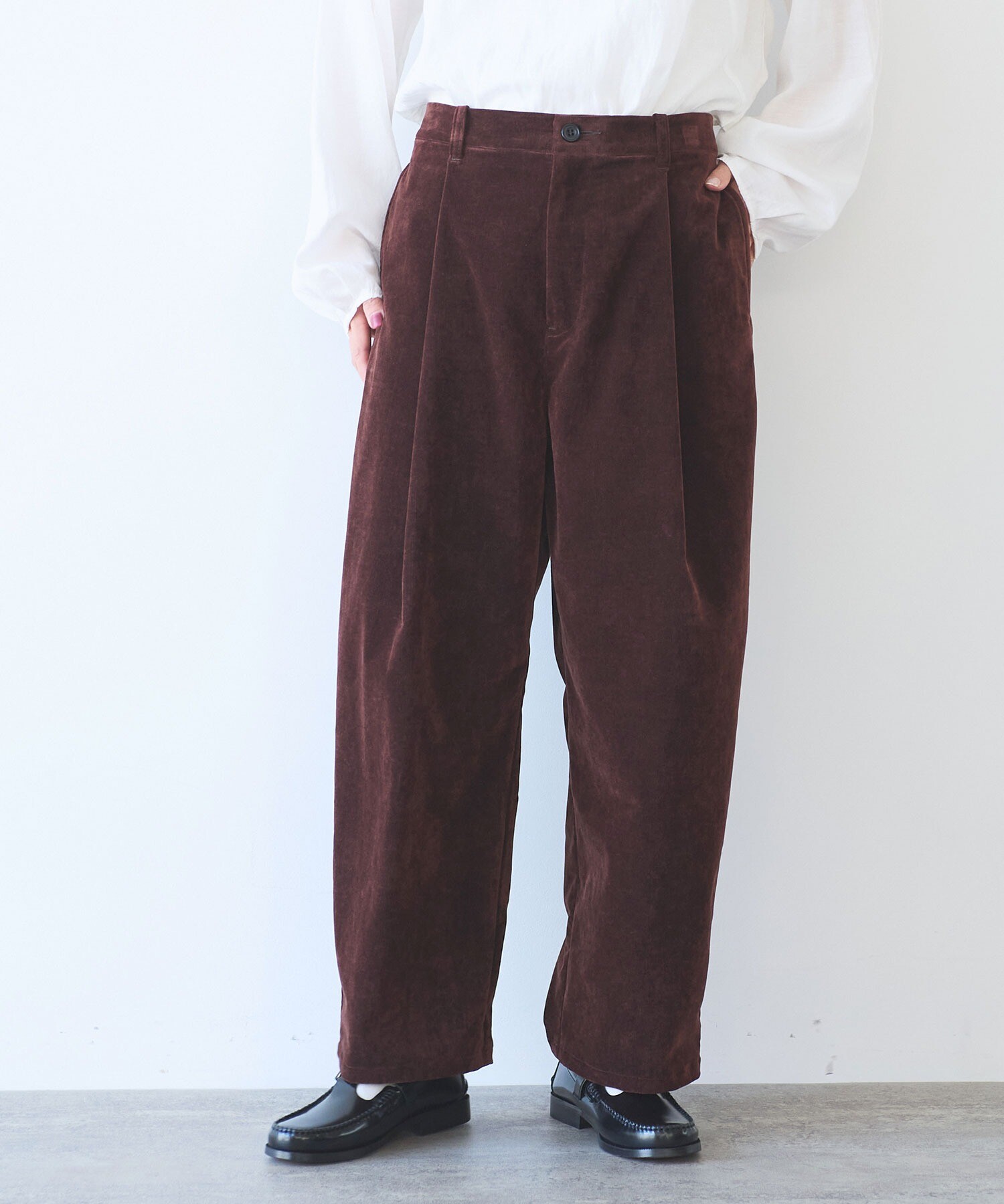 AMBIDEX Store ○シャンブレーコール back gum パンツ(M シロ): yuni