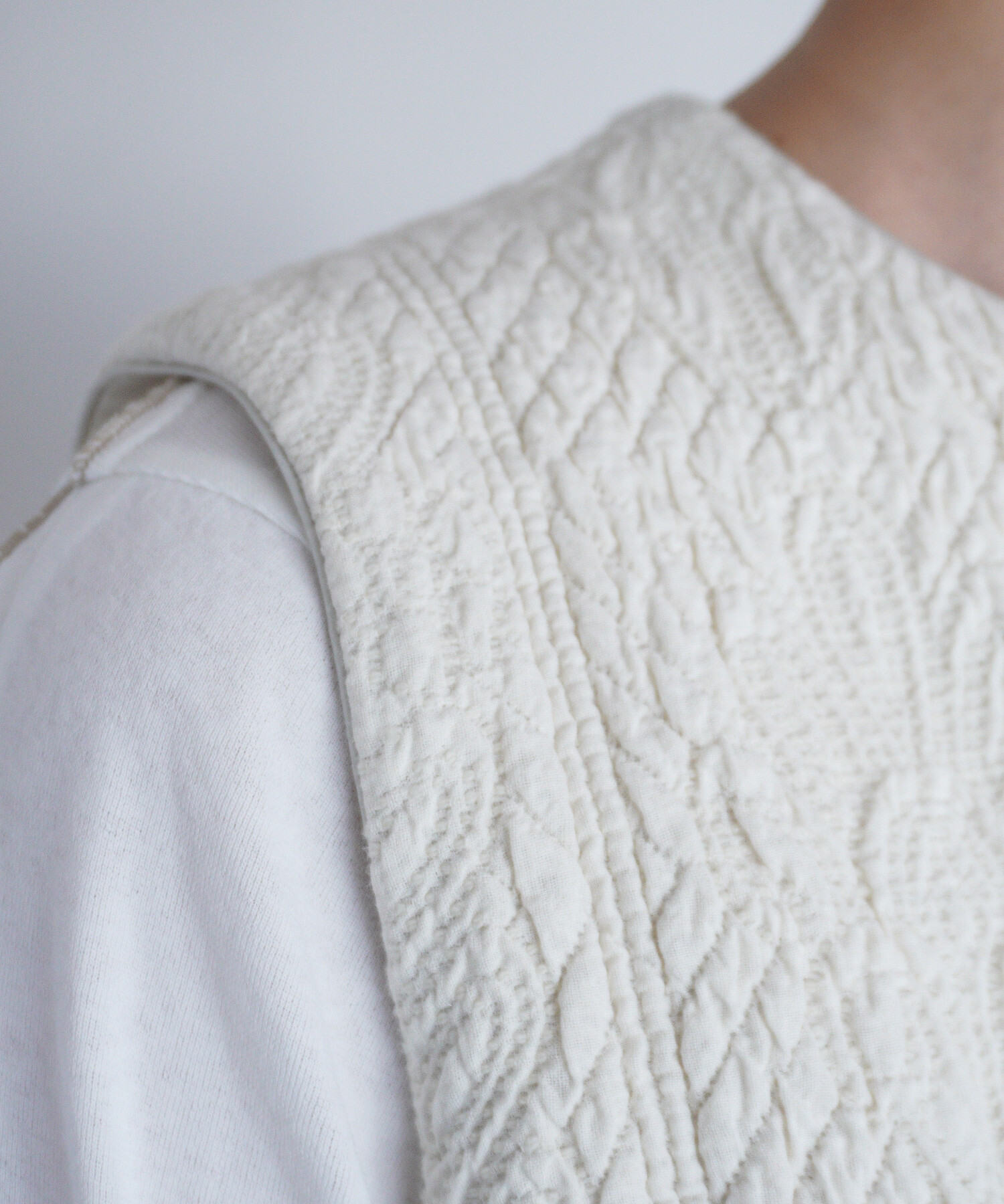 AMBIDEX Store 〇boutis jacquard ベスト(F キナリ): FLAT-cic