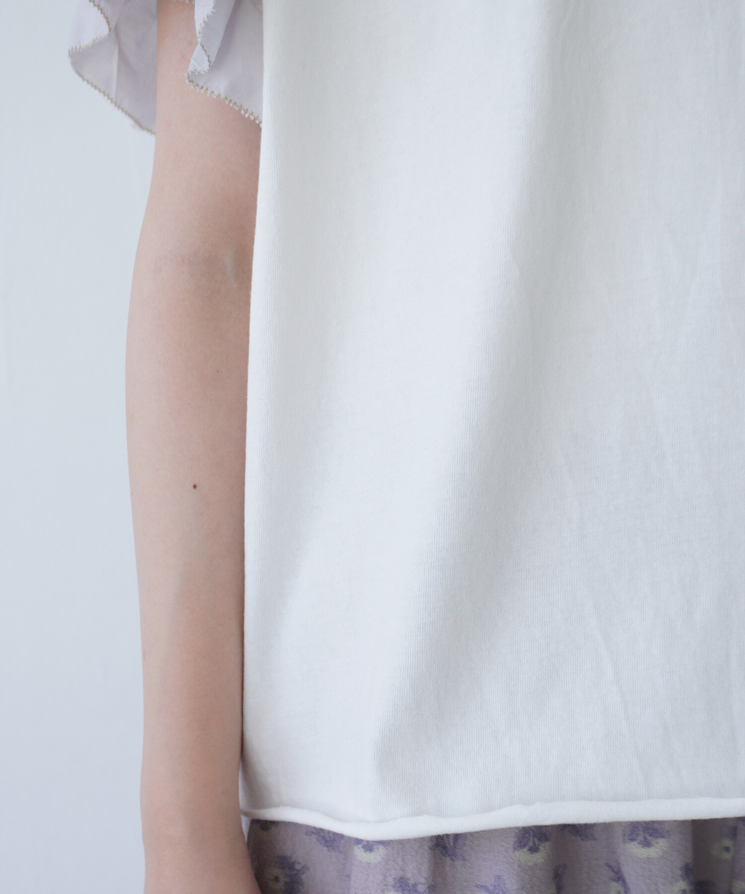 AMBIDEX Store △〇タイプライターfrill カットソープルオーバー