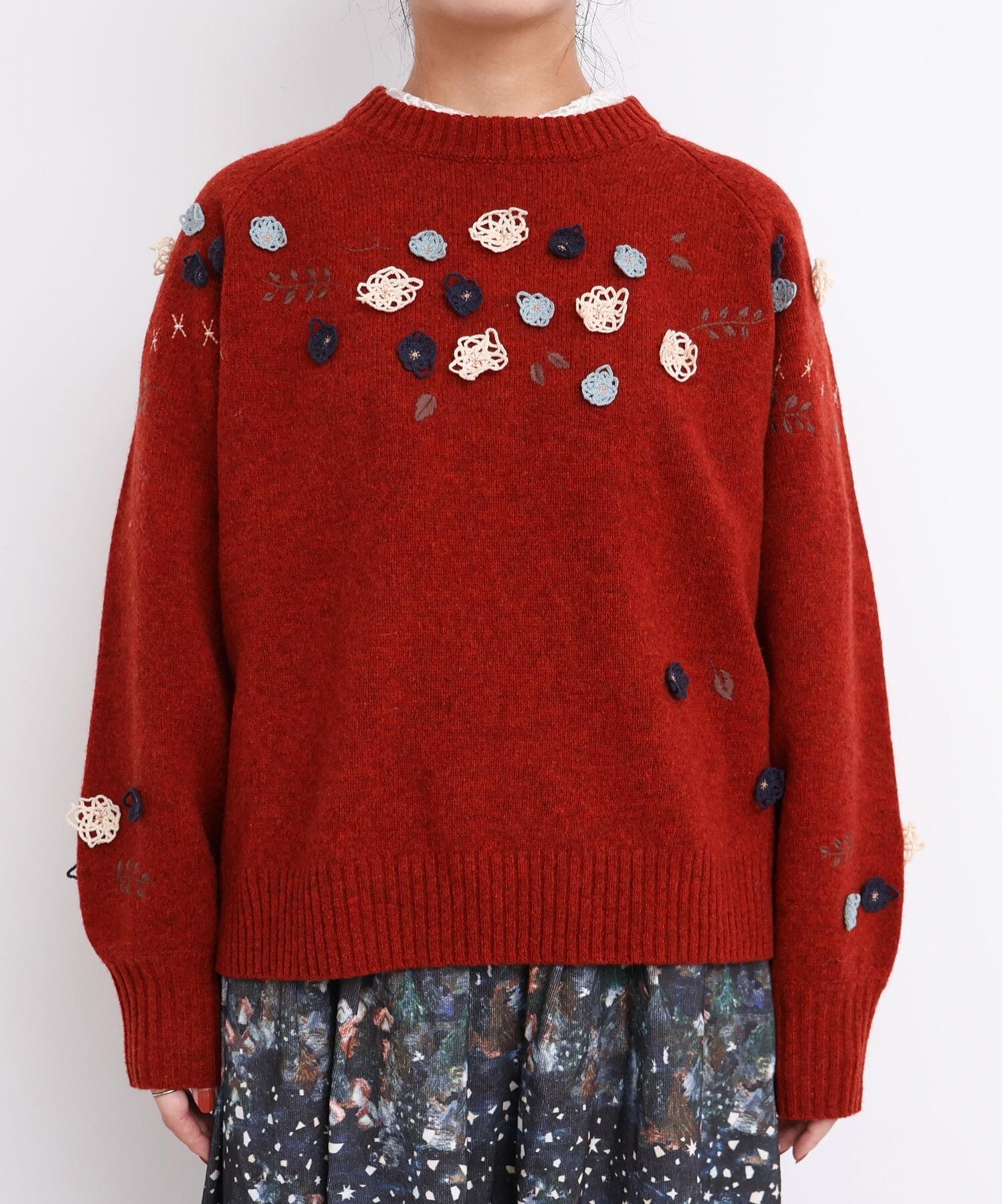 AMBIDEX Store くるくるお花の 求心みたいなニットプルオーバー(F