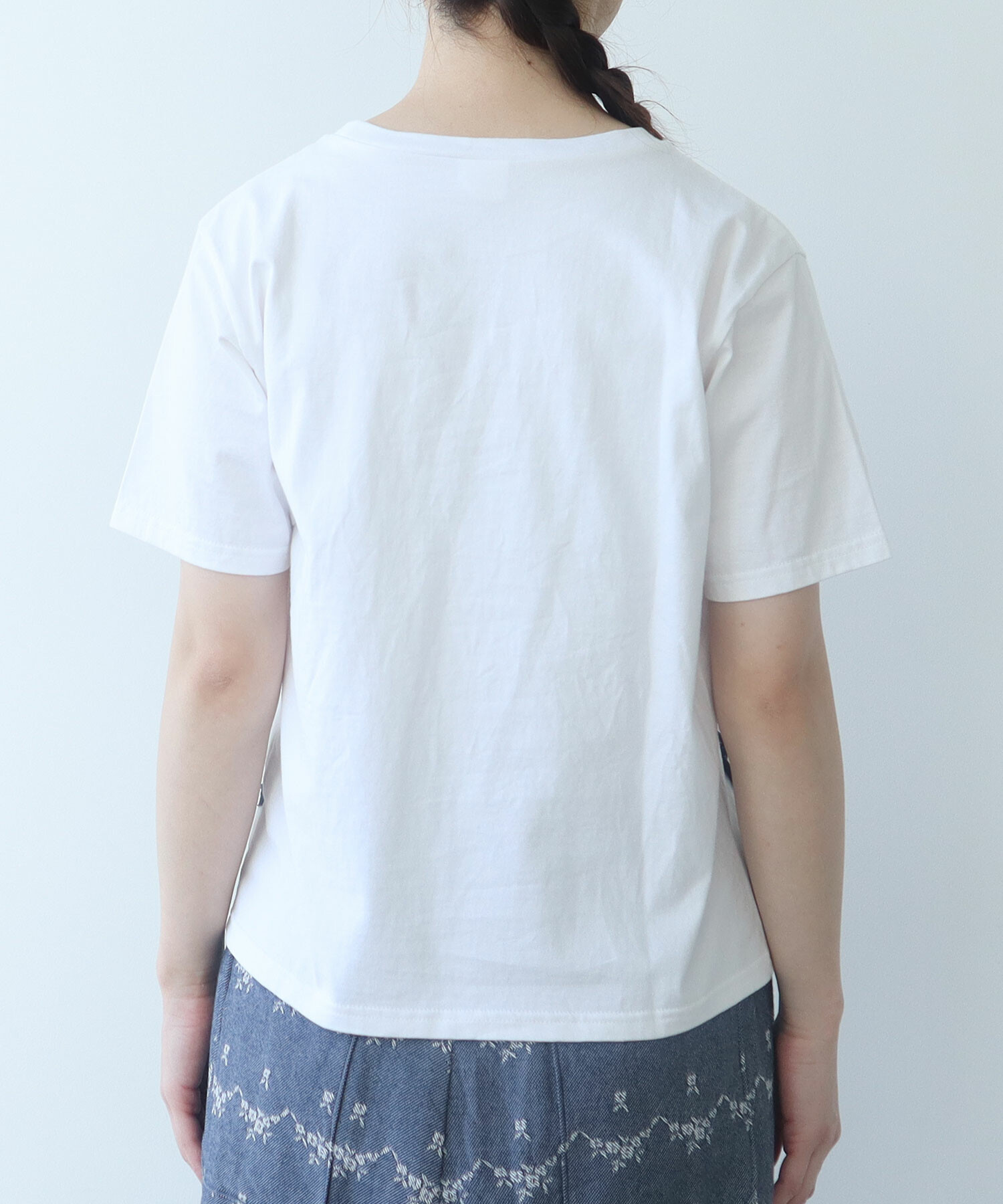美品！DRAWER　カットワーク　クルーネック　カットソー　刺繍　ホワイト ARCHIVER tシャツ 「69」「it」ミドルウェイト クルーネック刺繍