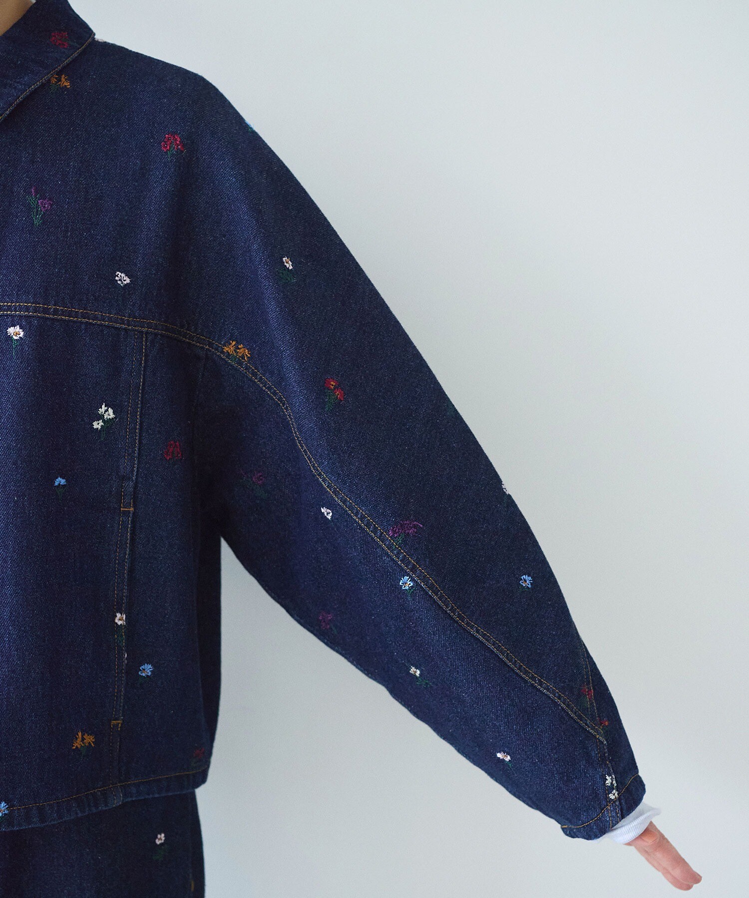 AMBIDEX Store floral embloidely denim cocoon ブルゾン(F サックス