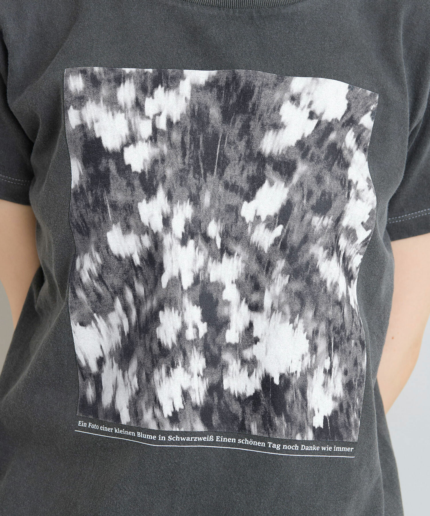 みーちゃん様 C6217 Tシャツモノトーンコーデ 🐈‍⬛🩶🩶 モノトーンもやっぱり安定に可愛いし着たい💭♡ この