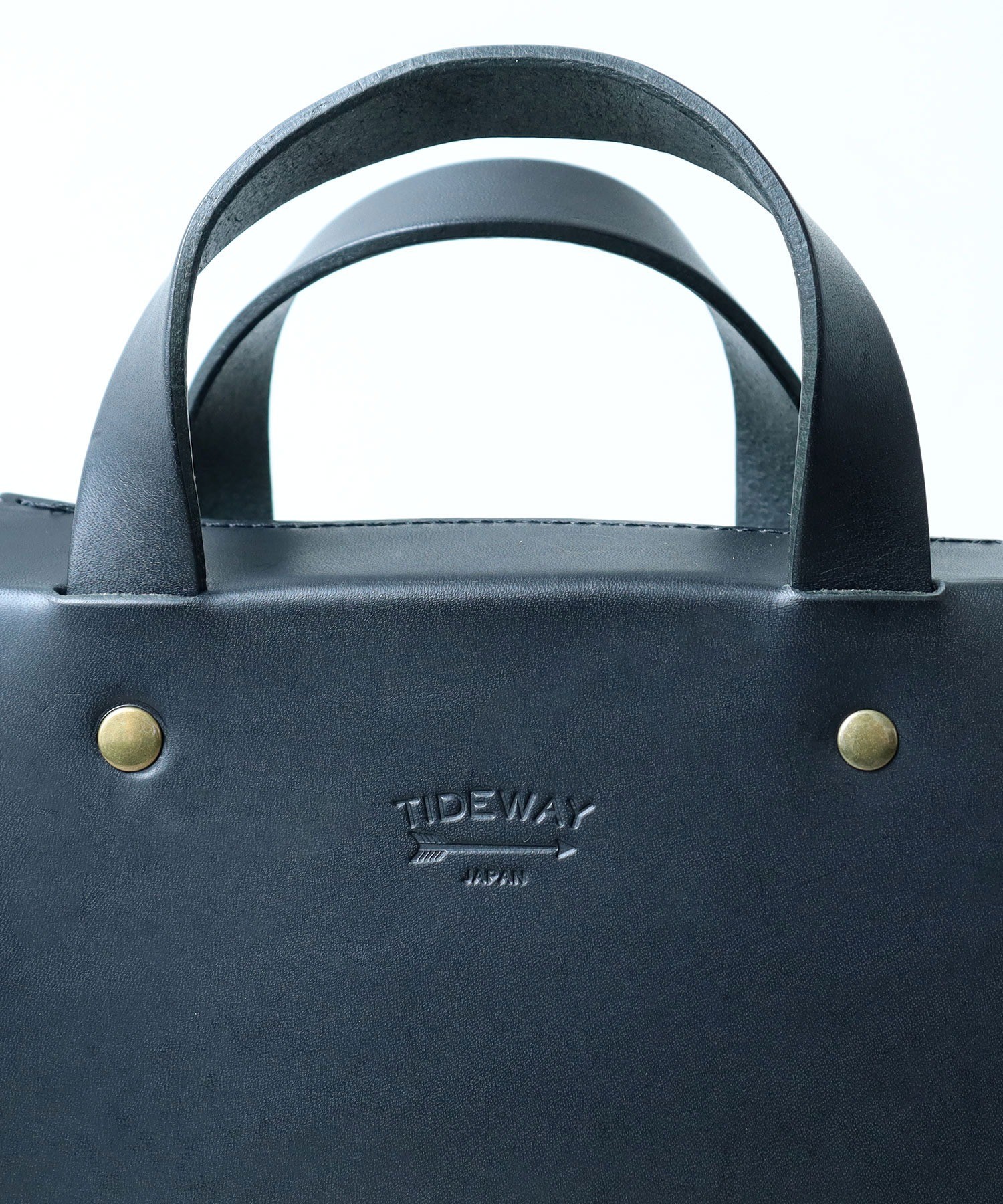 ラヴィ様　バッグ AMBIDEX Store TIDEWAY 別注ショルダーBAG(F チャ): PAR ICI