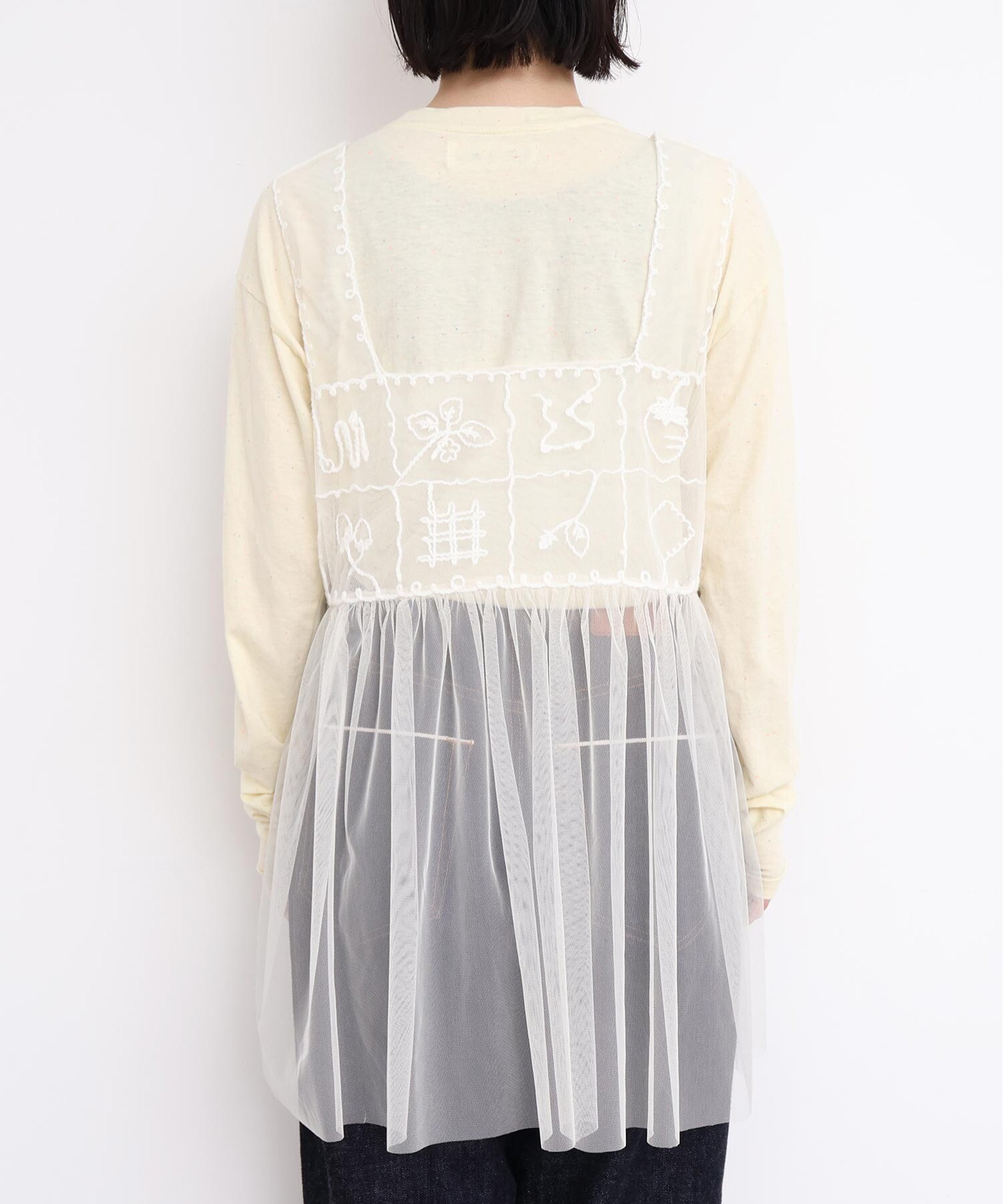 AMBIDEX Store 【予約販売】○いちごのコード刺繍 重ねるチュール