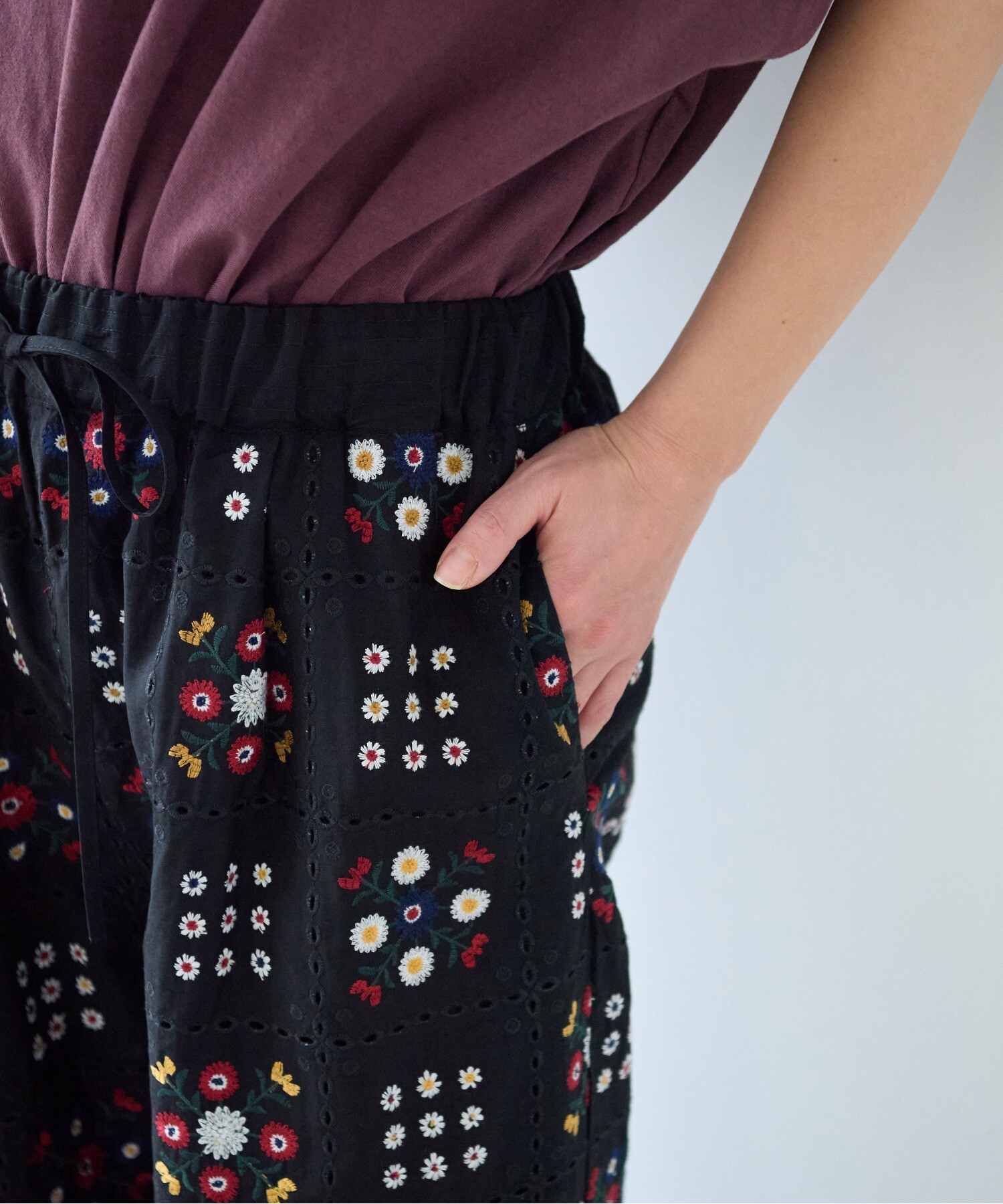 AMBIDEX Store △○eyelet embroidelyイージーパンツ(F マルチ