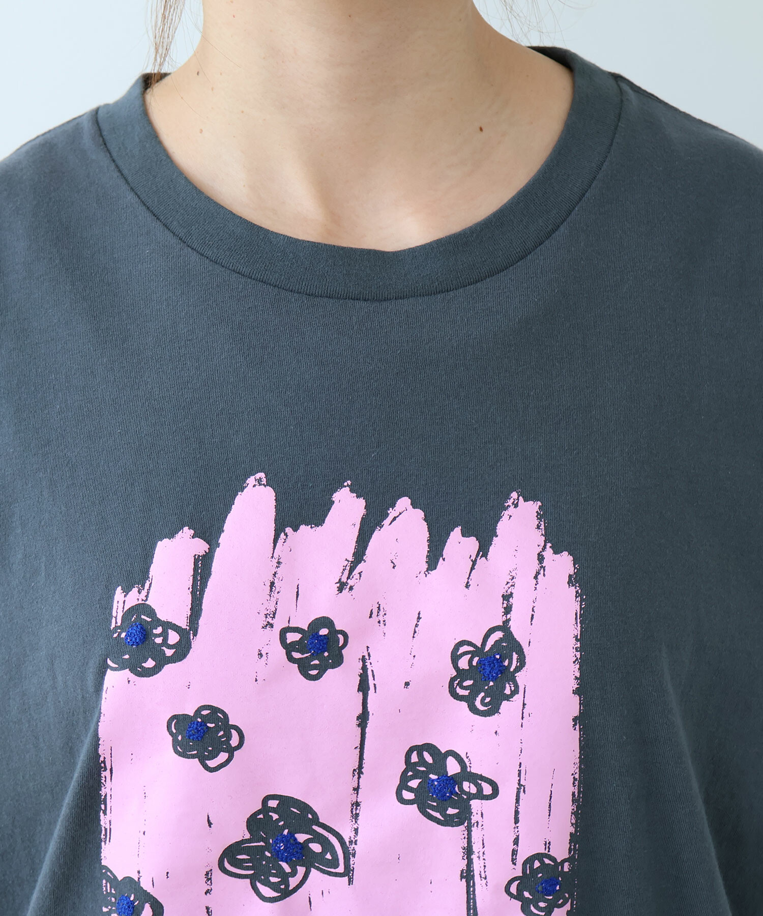 AMBIDEX Store ○ おはなのラバープリント Tシャツ(F シロ): bulle de