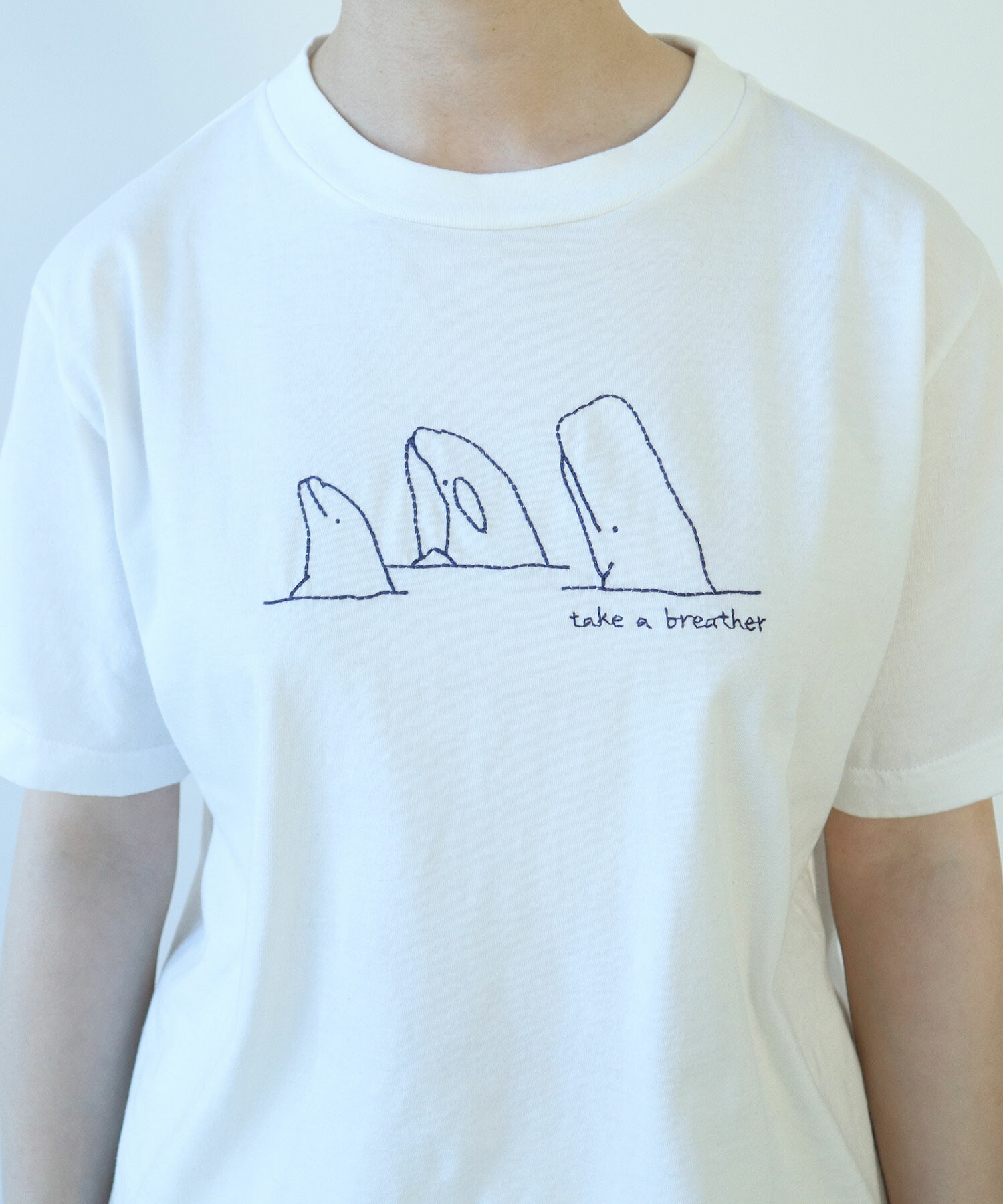 AMBIDEX Store △〇 くじらのなかまたち 刺繍Tシャツ(F アオ