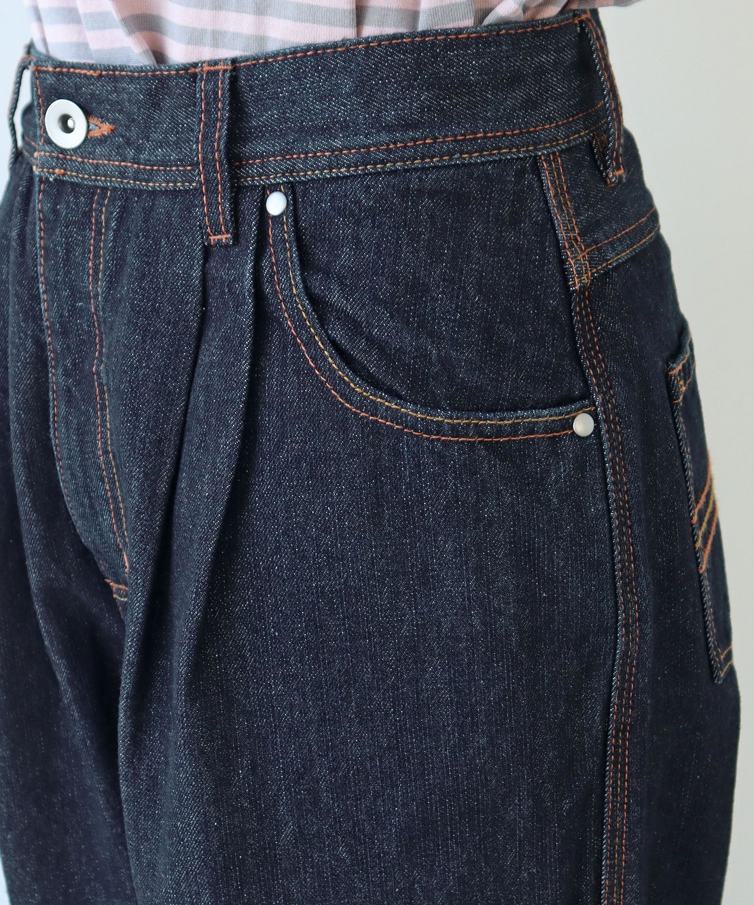 AMBIDEX Store 13OZデニム ワイドタックパンツ(M サックス): PAR ICI