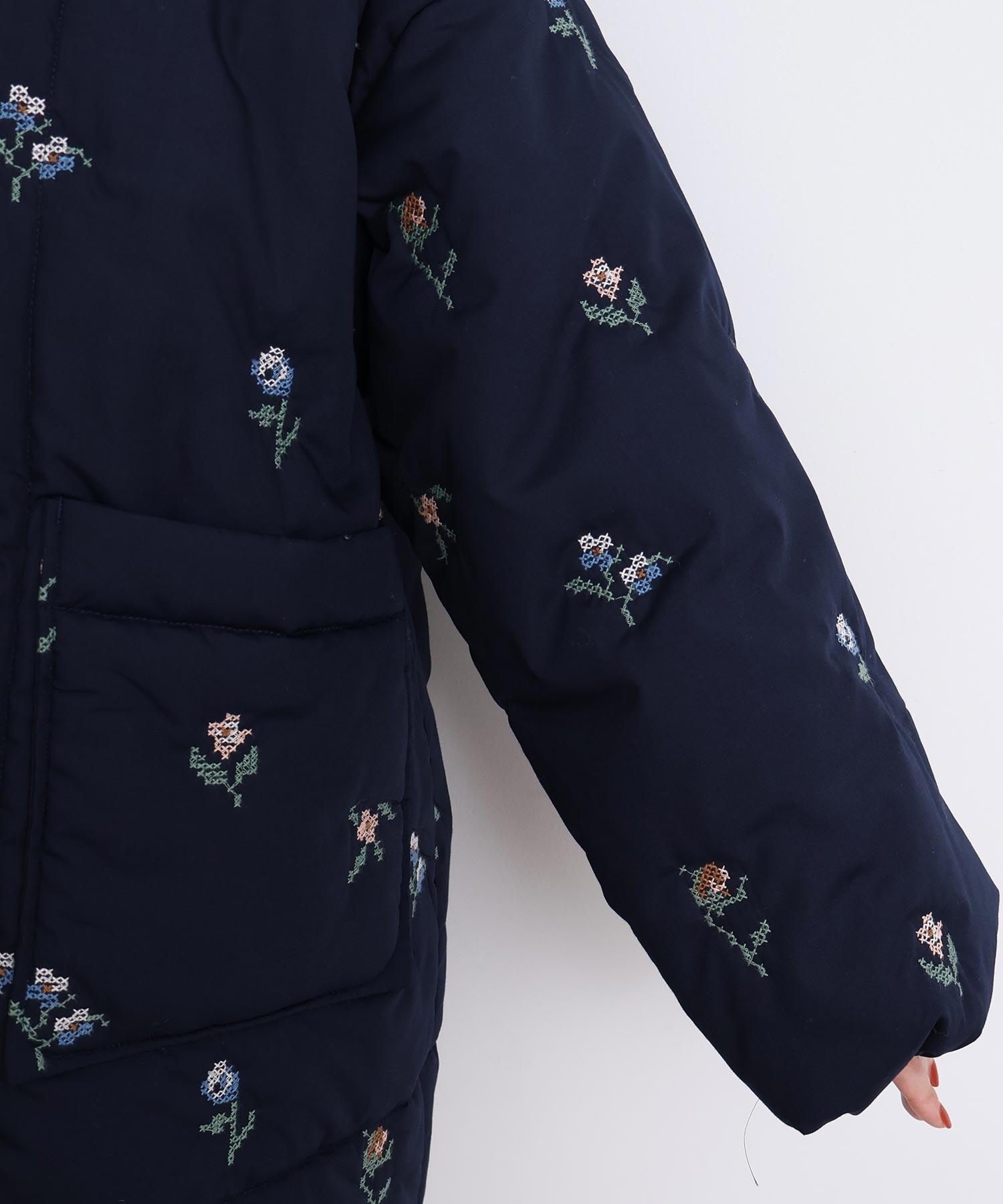 AMBIDEX Store 〇お花のクロスステッチ キルト刺繍コート(F キナリ): l