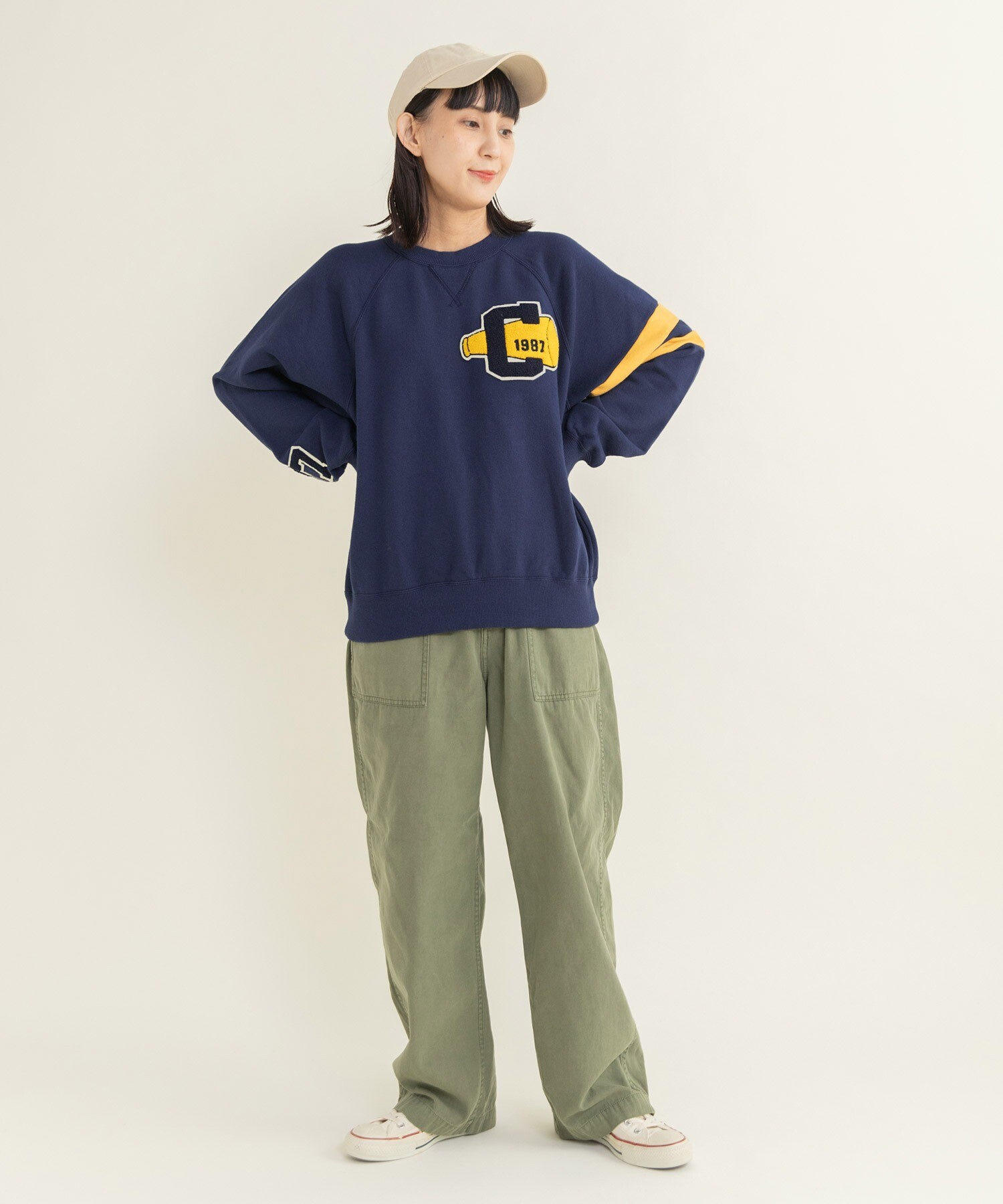 ☆マー商品☆ご購入お待ちしております♪ OSAMU GOODS】月間スケジュール手帳 ストレージイット（アイボリー